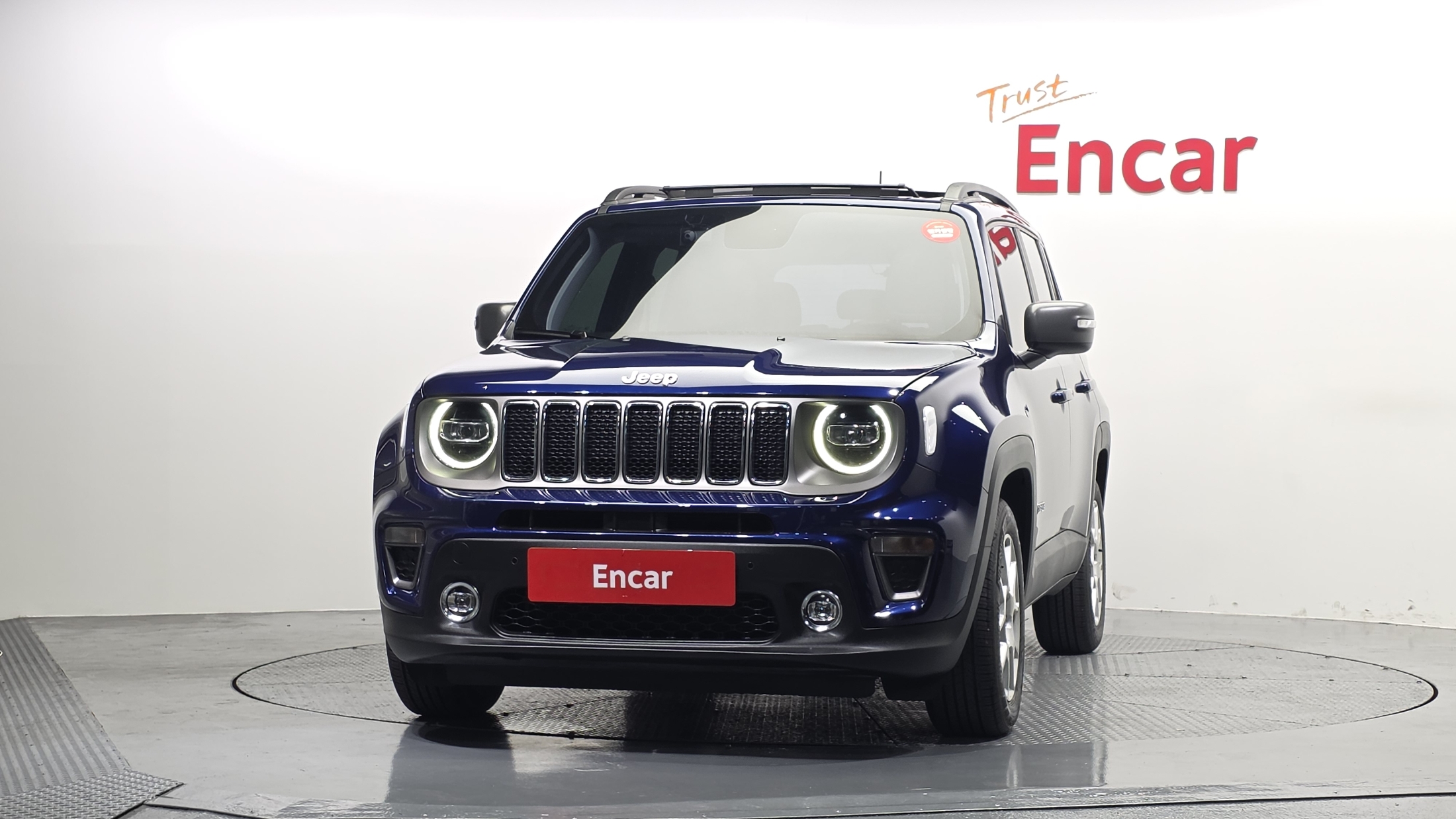 JEEP RENEGADE photo 3
