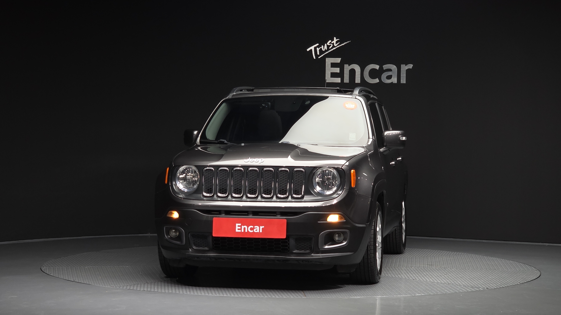 JEEP RENEGADE photo 3