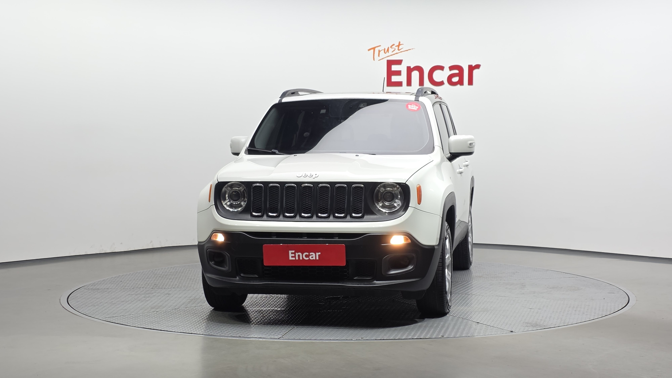 JEEP RENEGADE photo 3