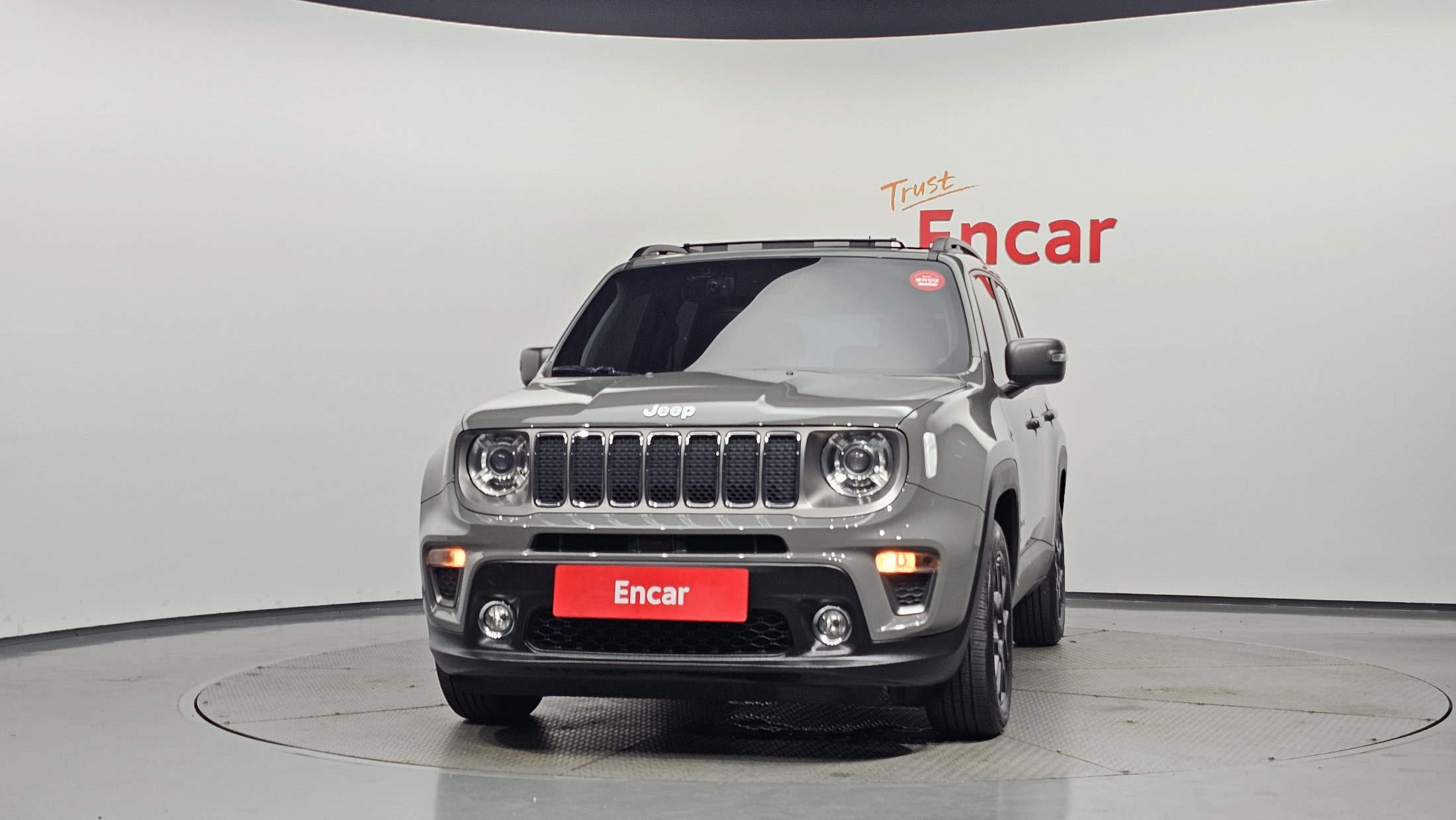 JEEP RENEGADE photo 3
