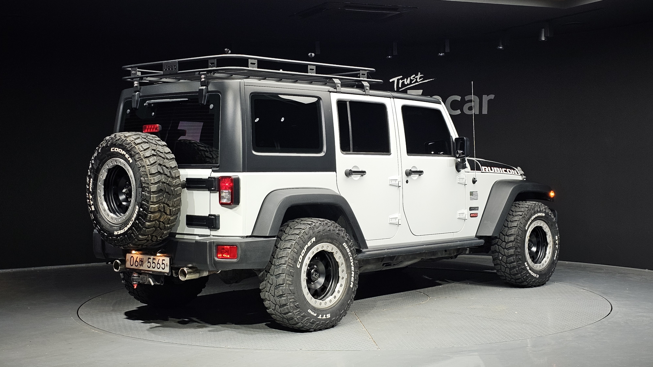 JEEP WRANGLER photo 2