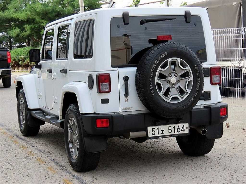 JEEP WRANGLER photo 3