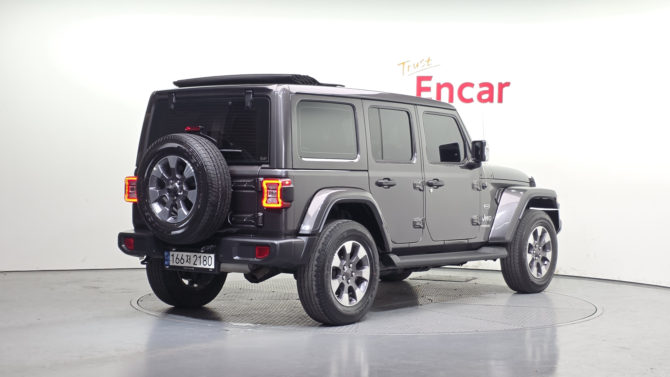 JEEP WRANGLER photo 2