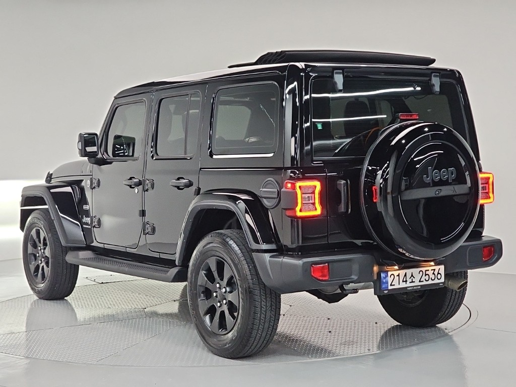 JEEP WRANGLER photo 3