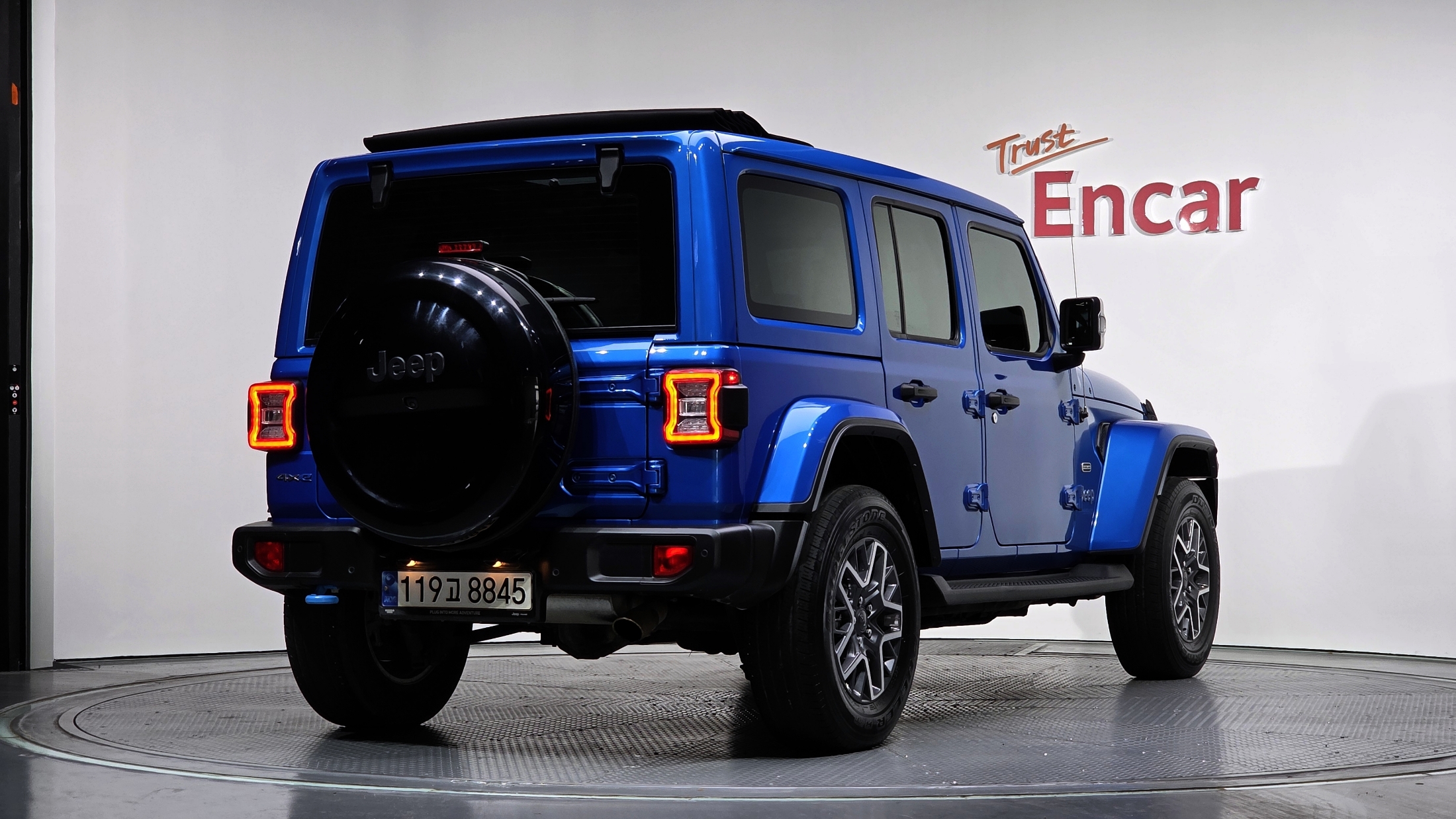 JEEP WRANGLER photo 2