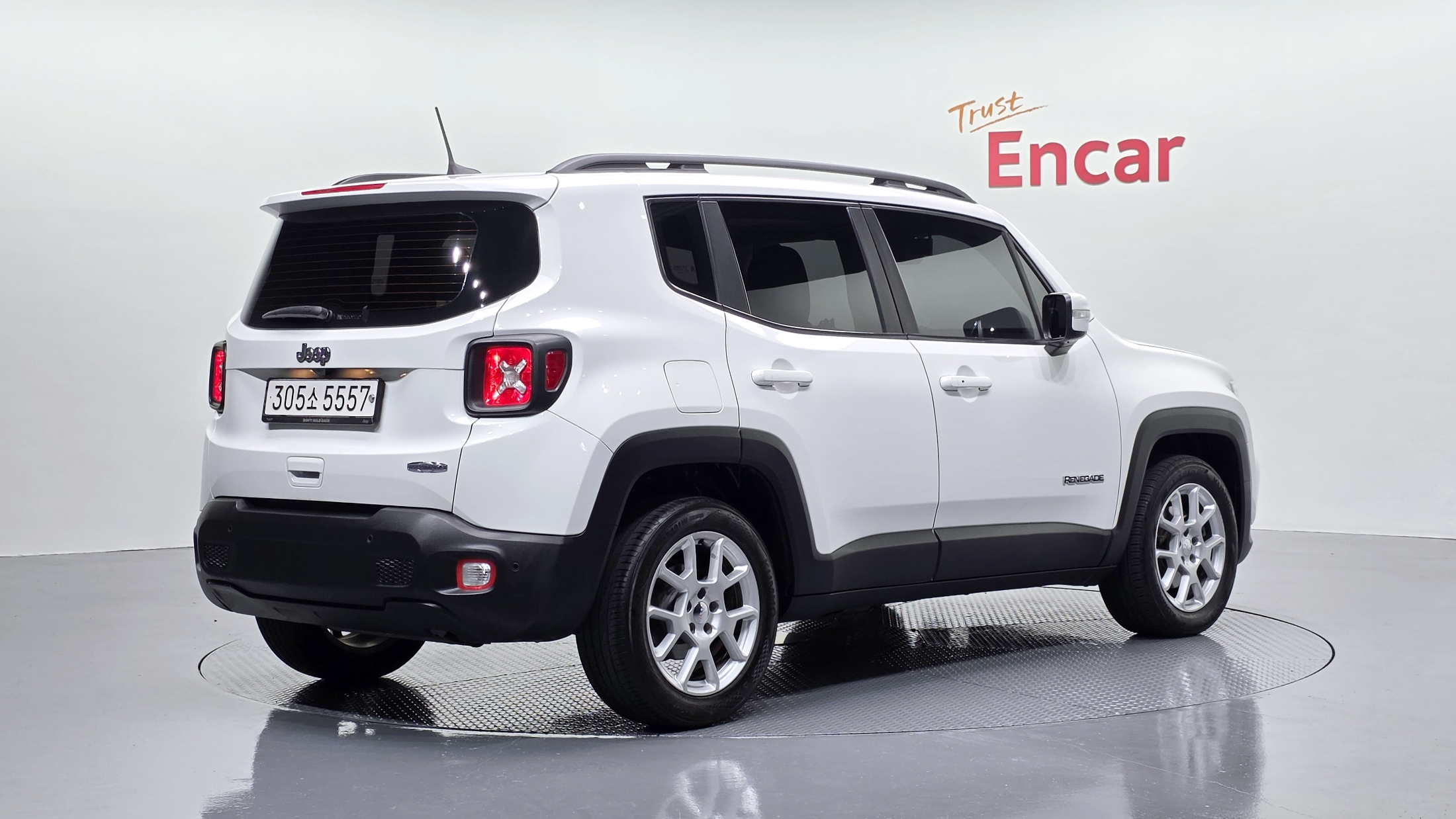JEEP RENEGADE photo 2