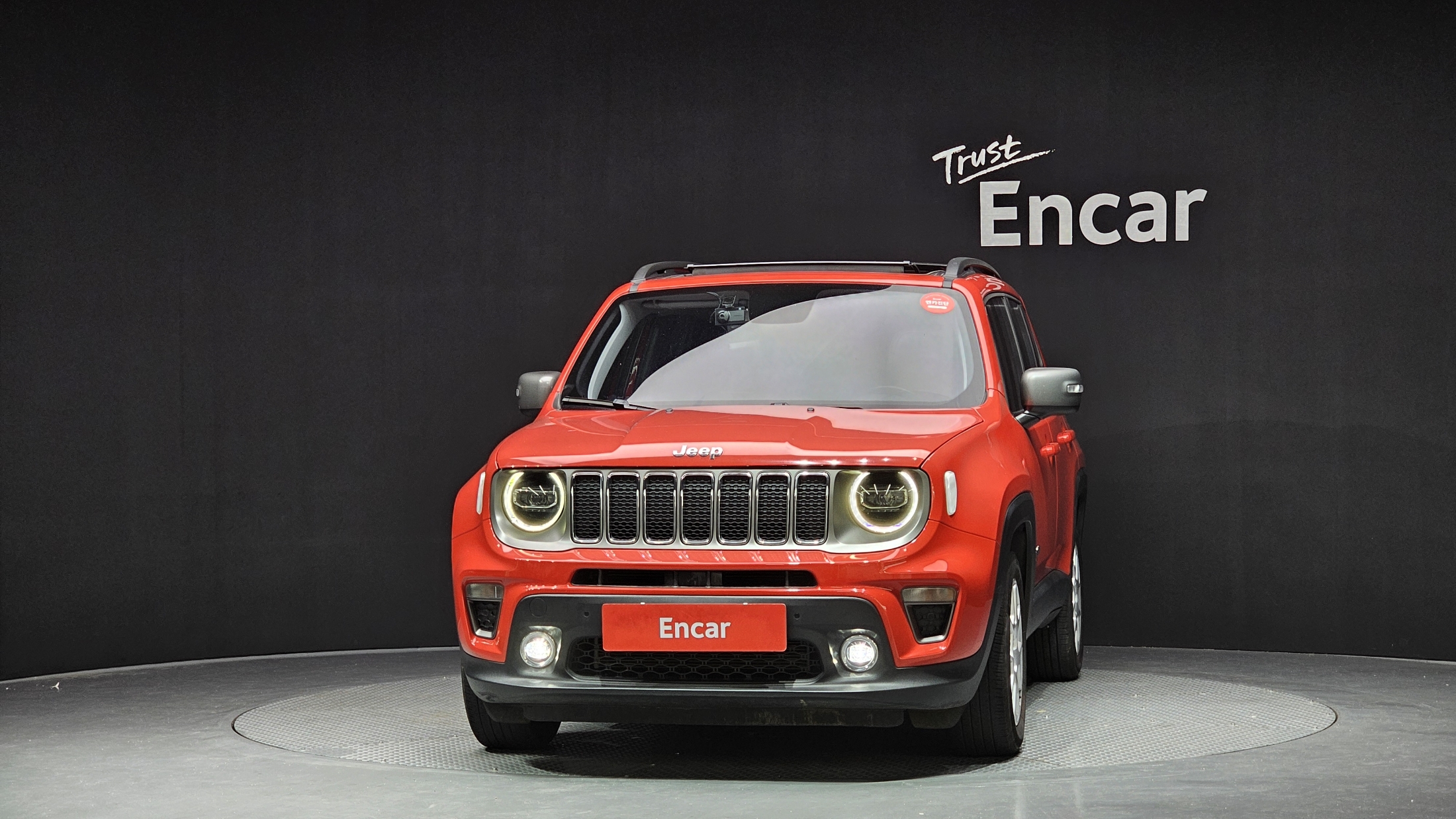 JEEP RENEGADE photo 3