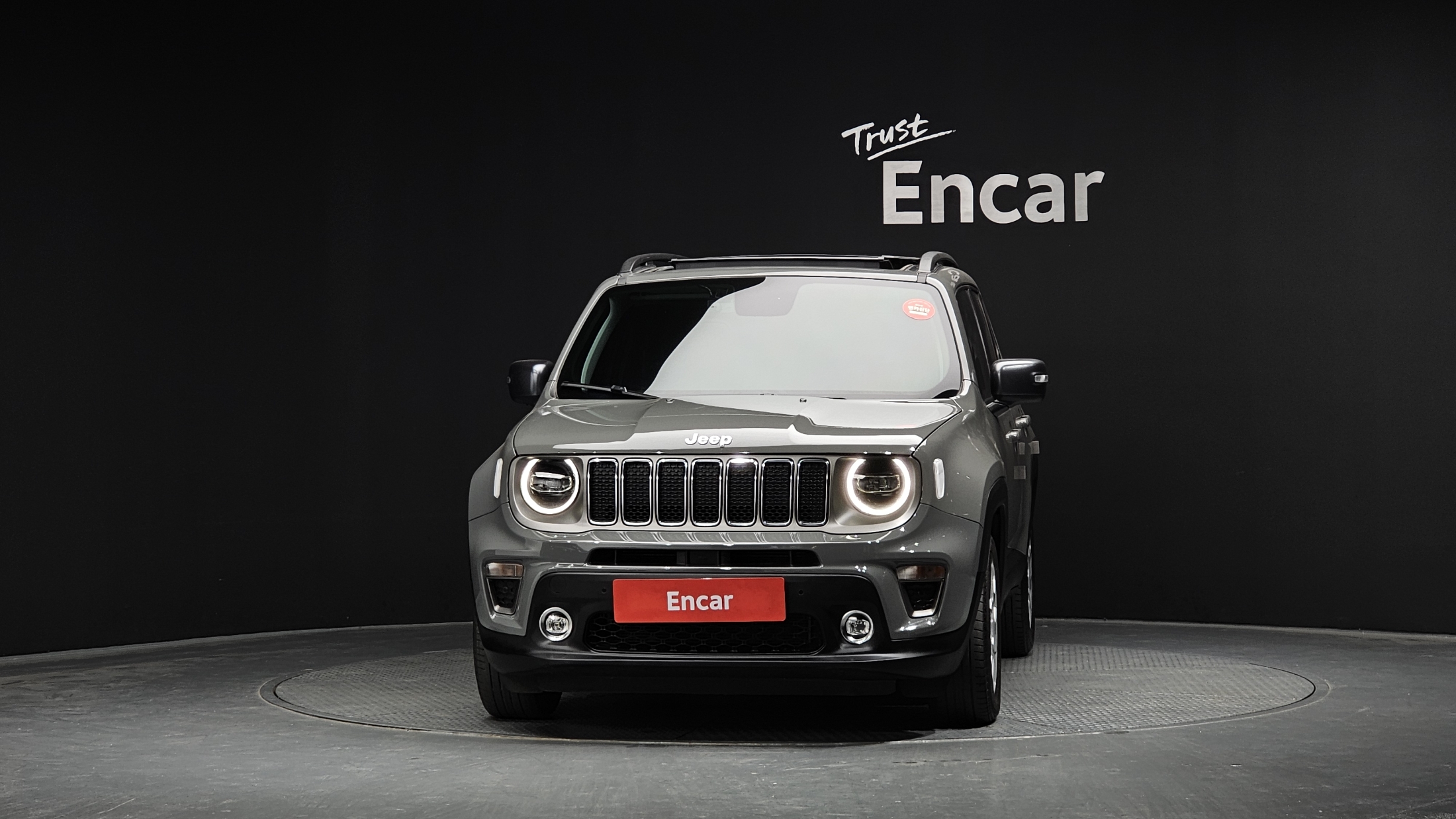 JEEP RENEGADE photo 3