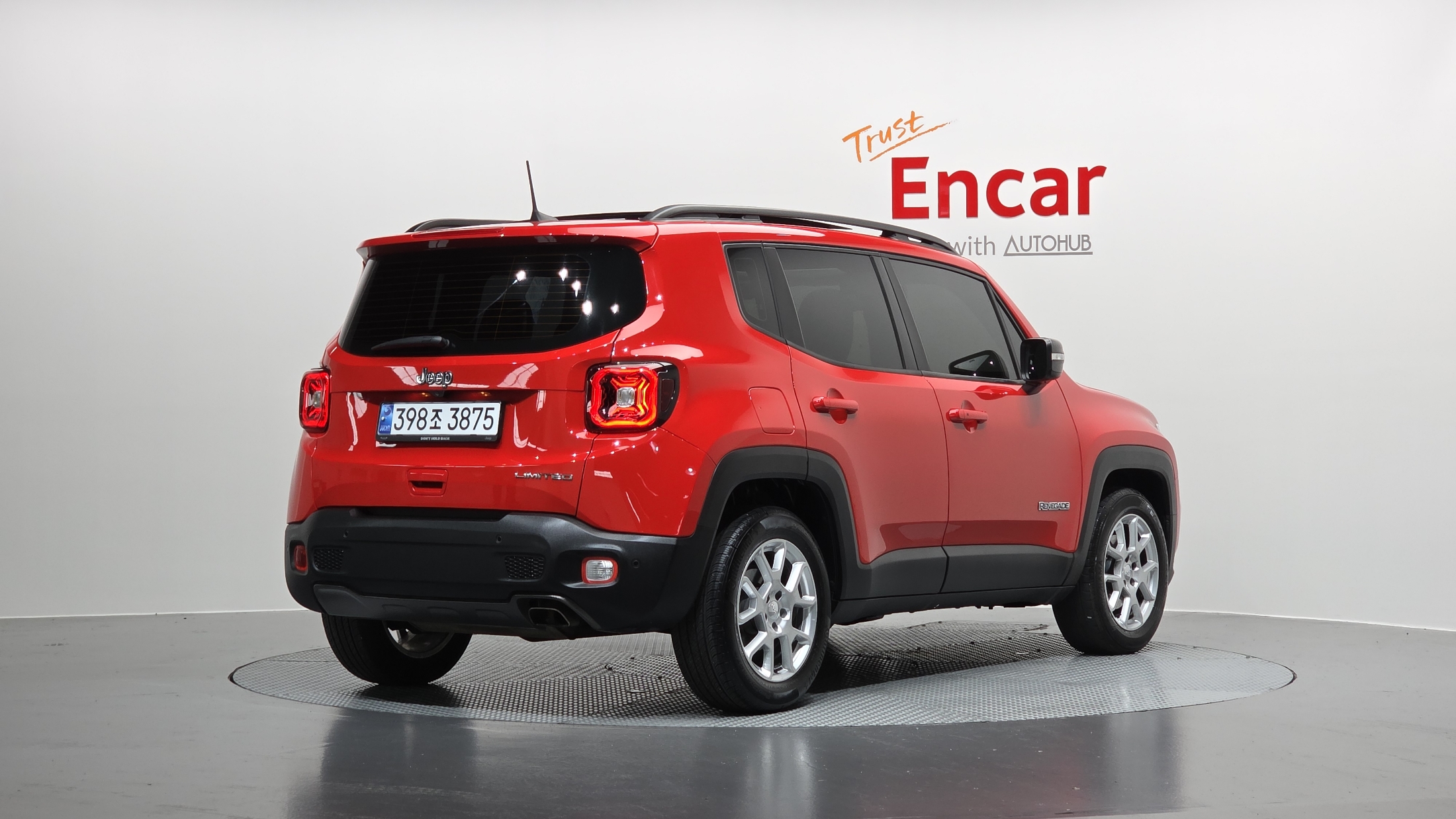 JEEP RENEGADE photo 2