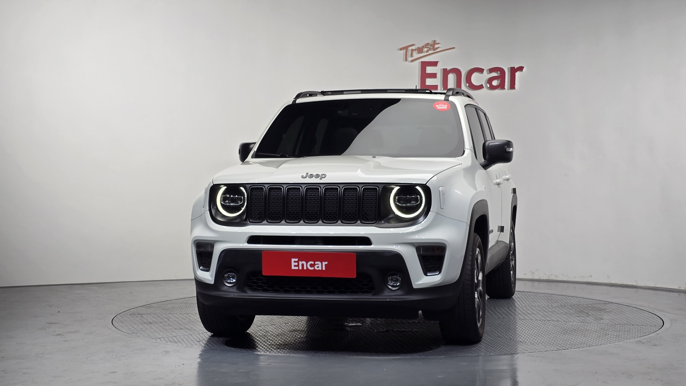 JEEP RENEGADE photo 3
