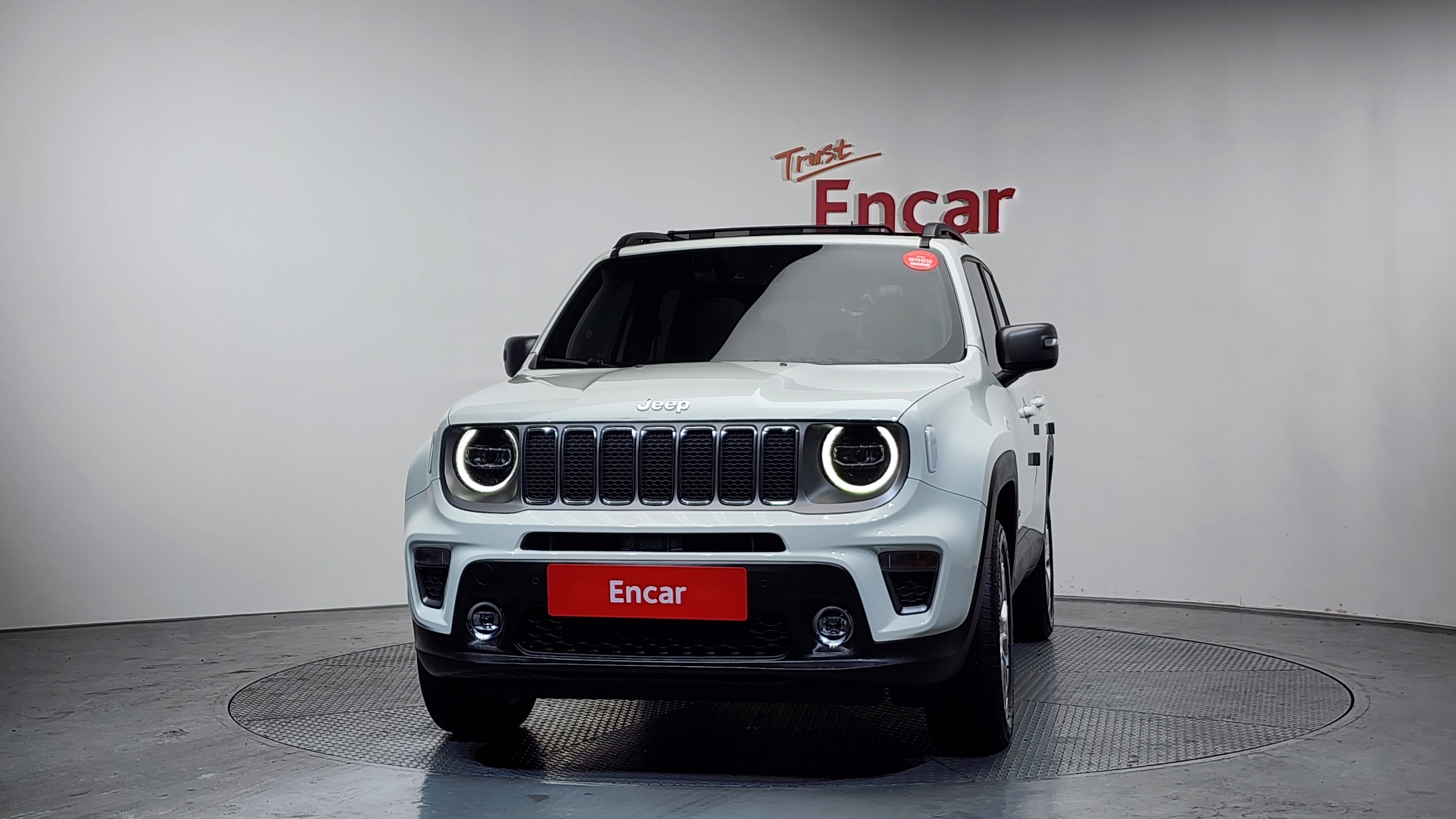 JEEP RENEGADE photo 3