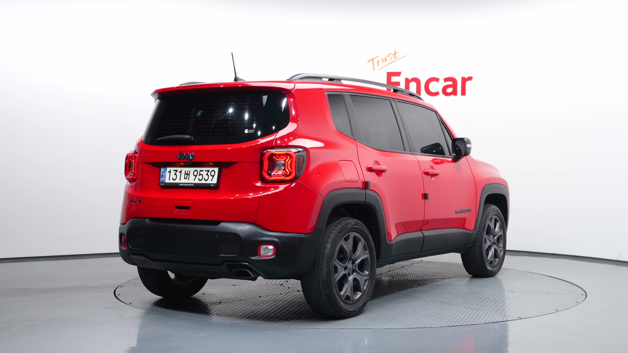 JEEP RENEGADE photo 2