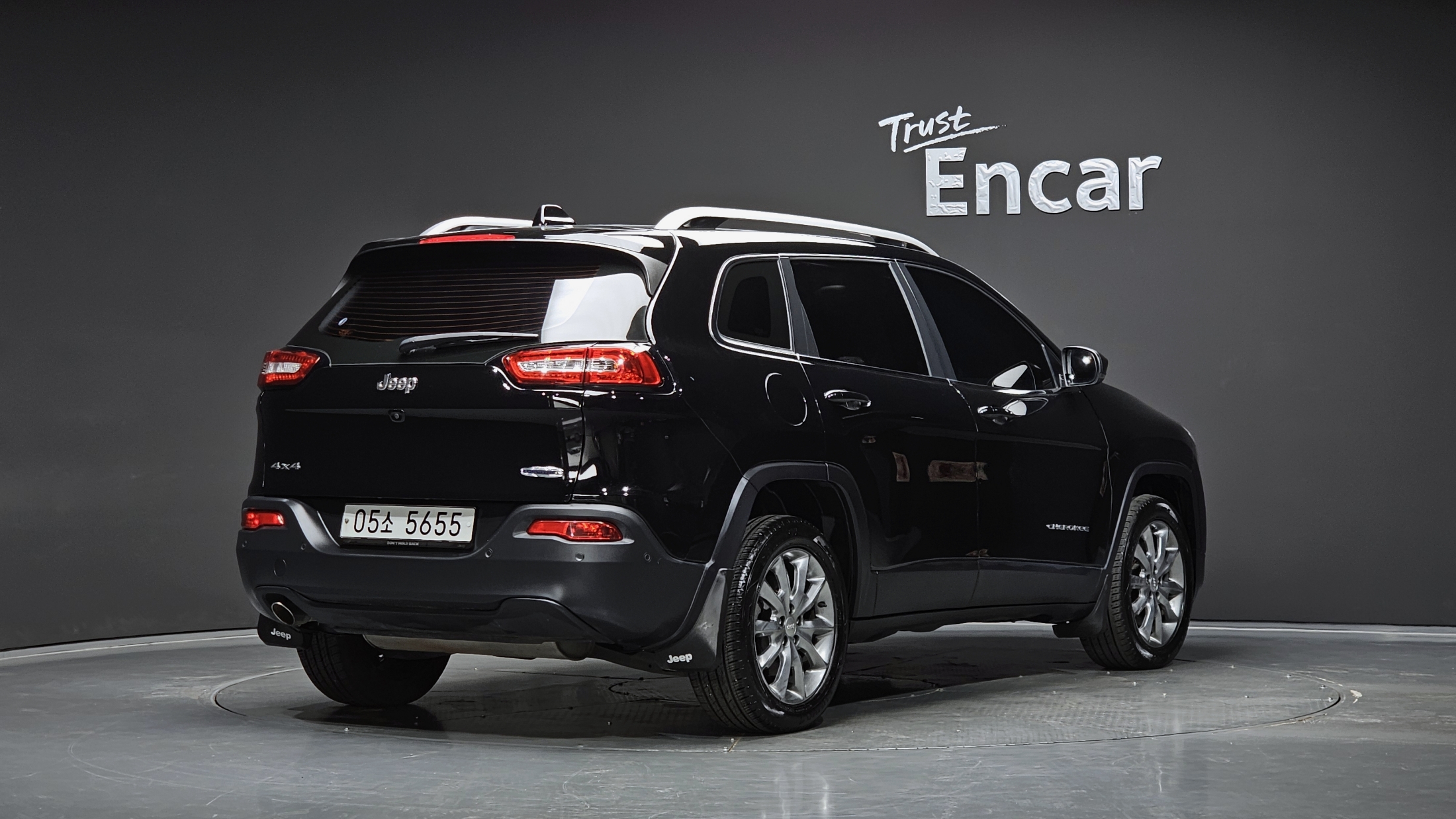 JEEP CHEROKEE photo 2