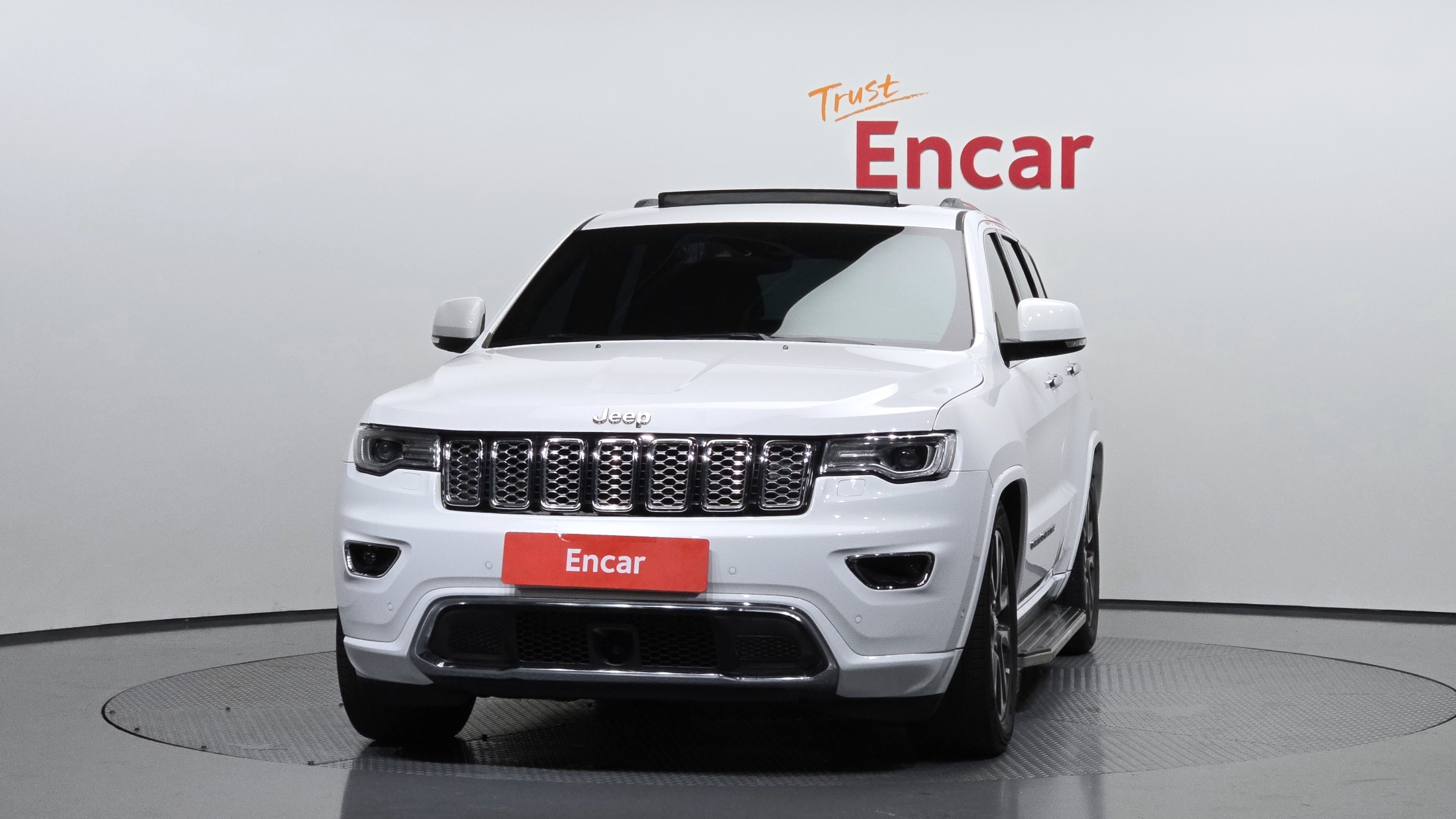 JEEP GRAND CHEROKEE photo 3