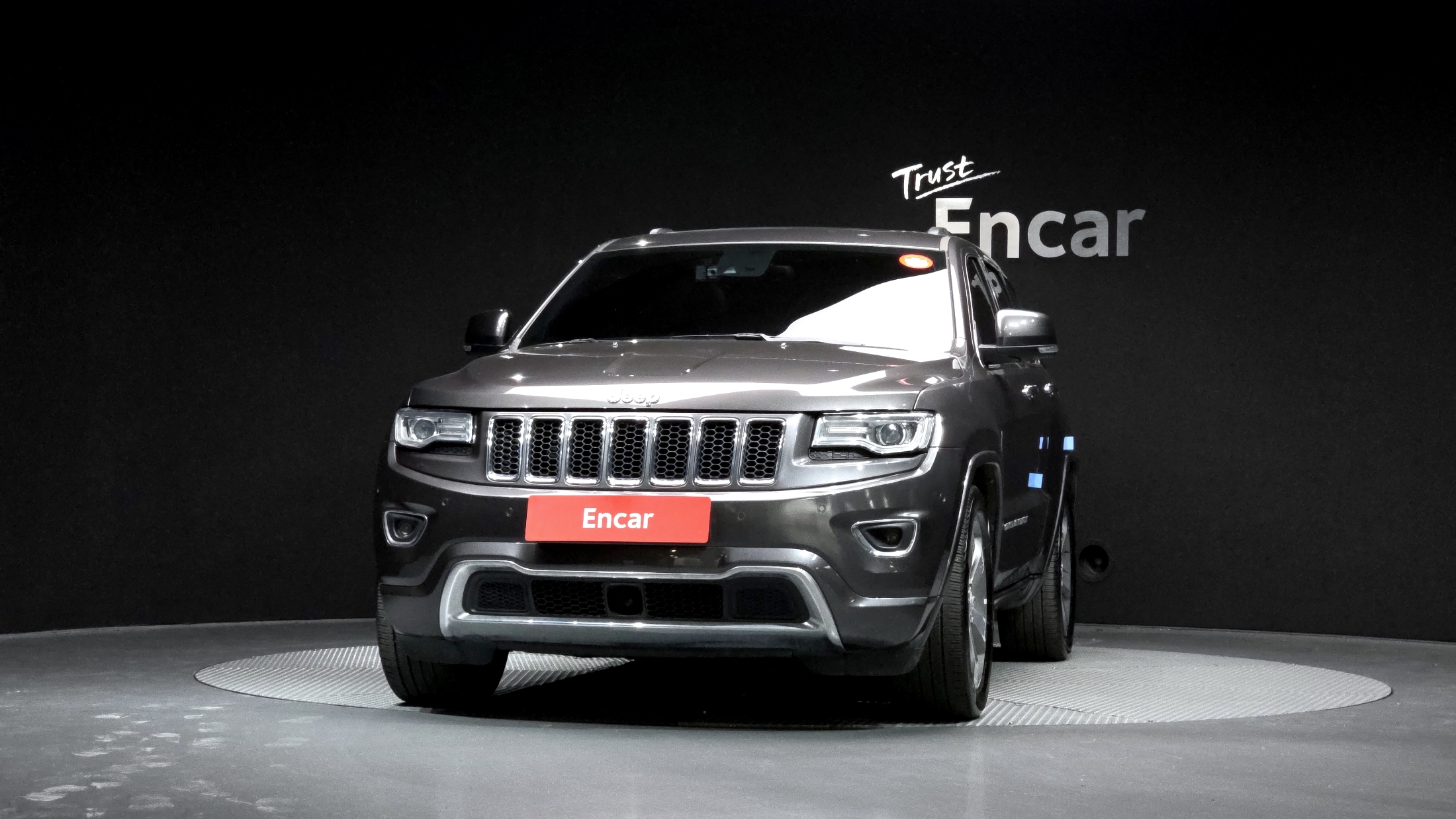 JEEP GRAND CHEROKEE photo 3