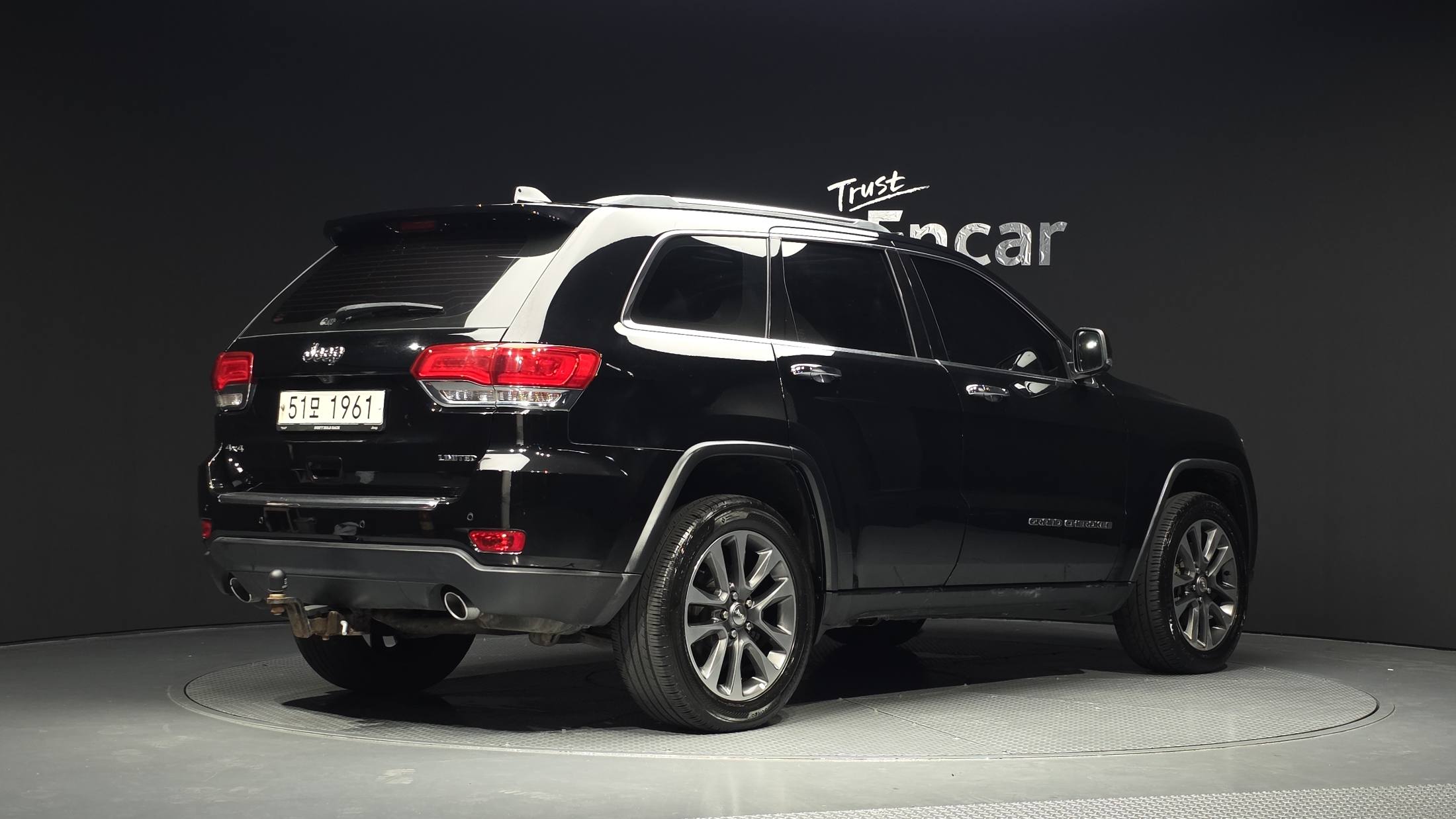 JEEP GRAND CHEROKEE photo 2