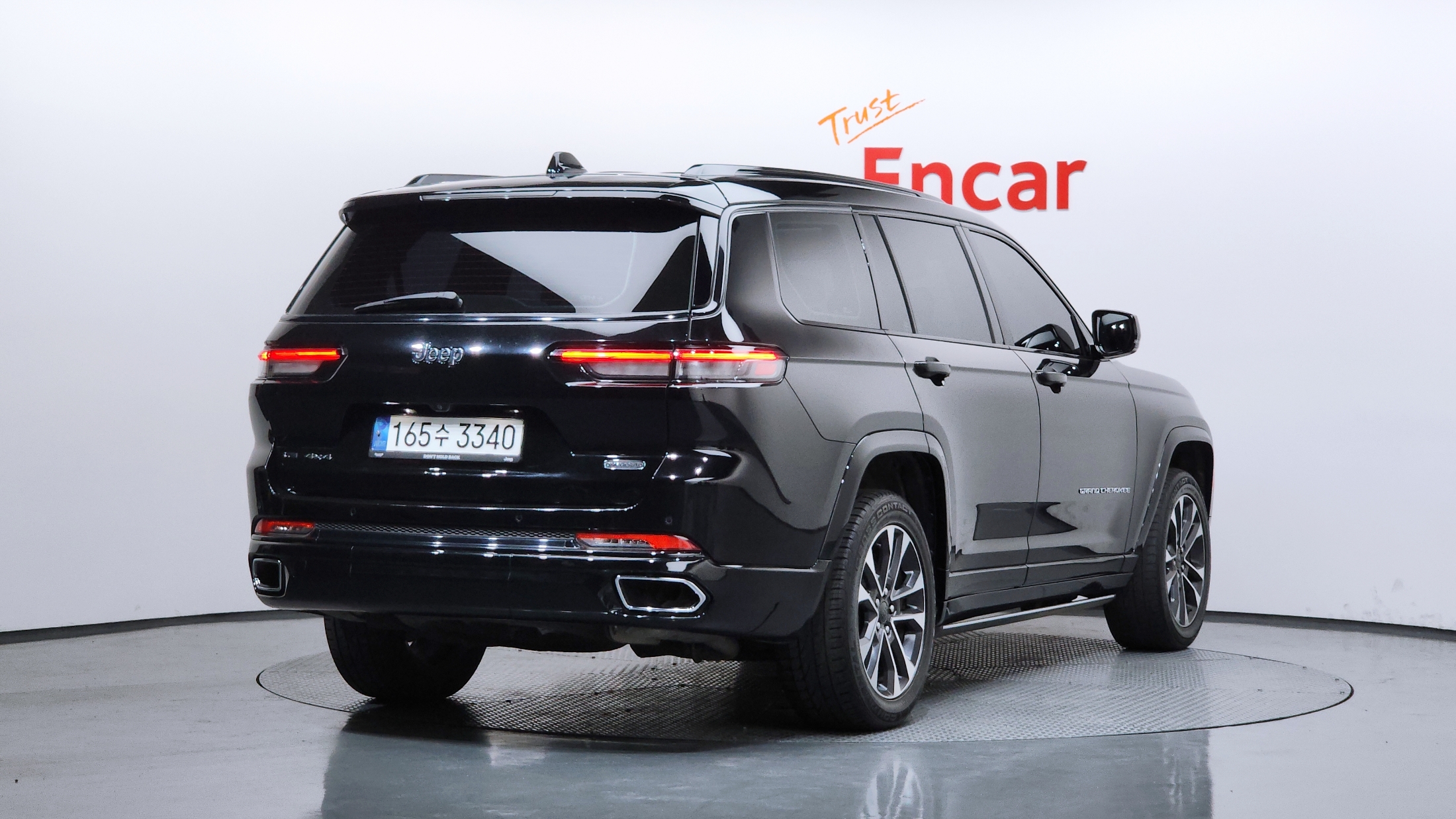JEEP GRAND CHEROKEE photo 2