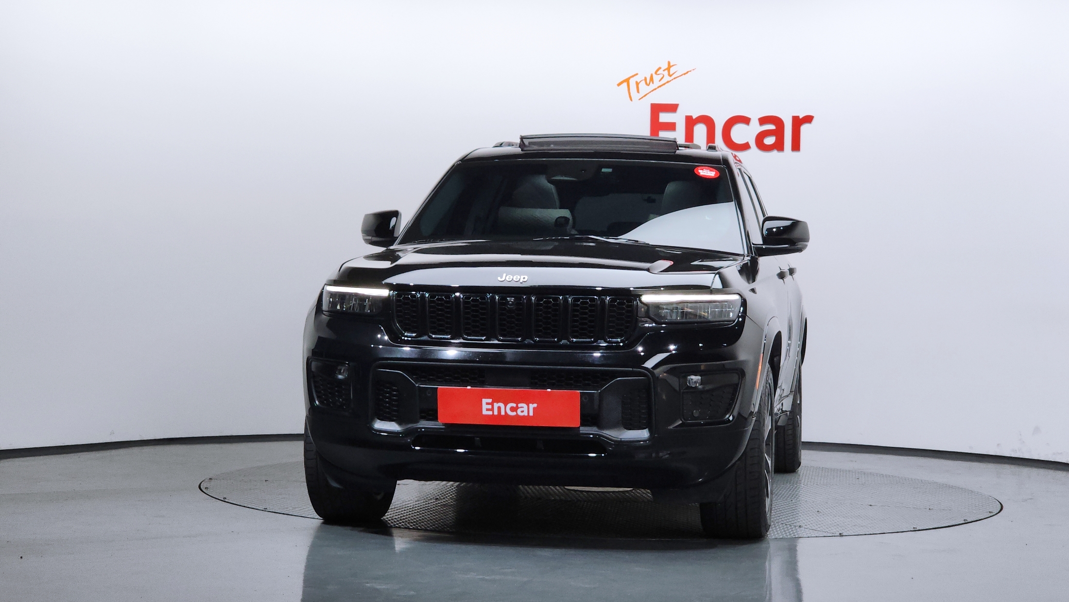 JEEP GRAND CHEROKEE photo 3