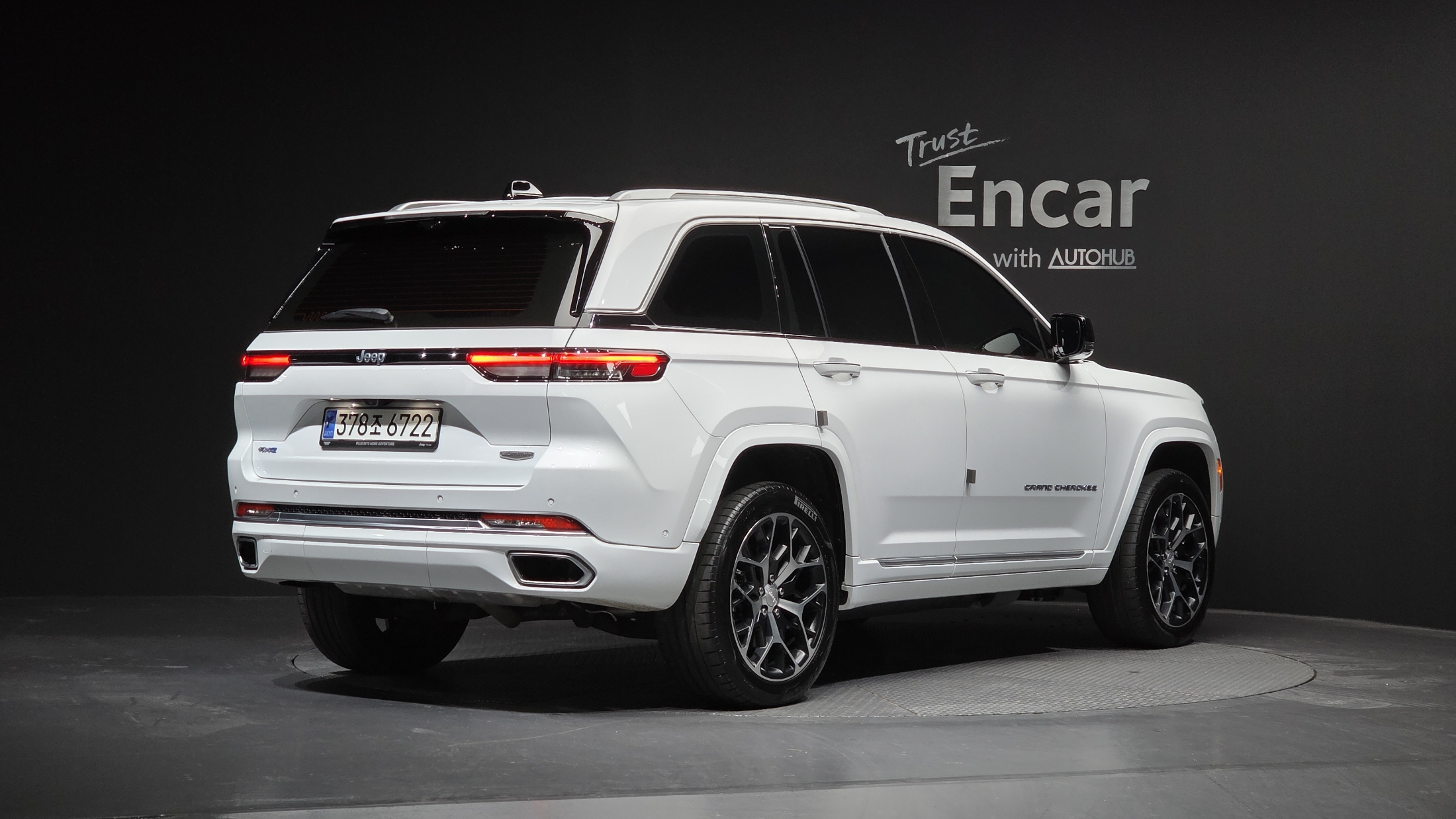 JEEP GRAND CHEROKEE photo 2