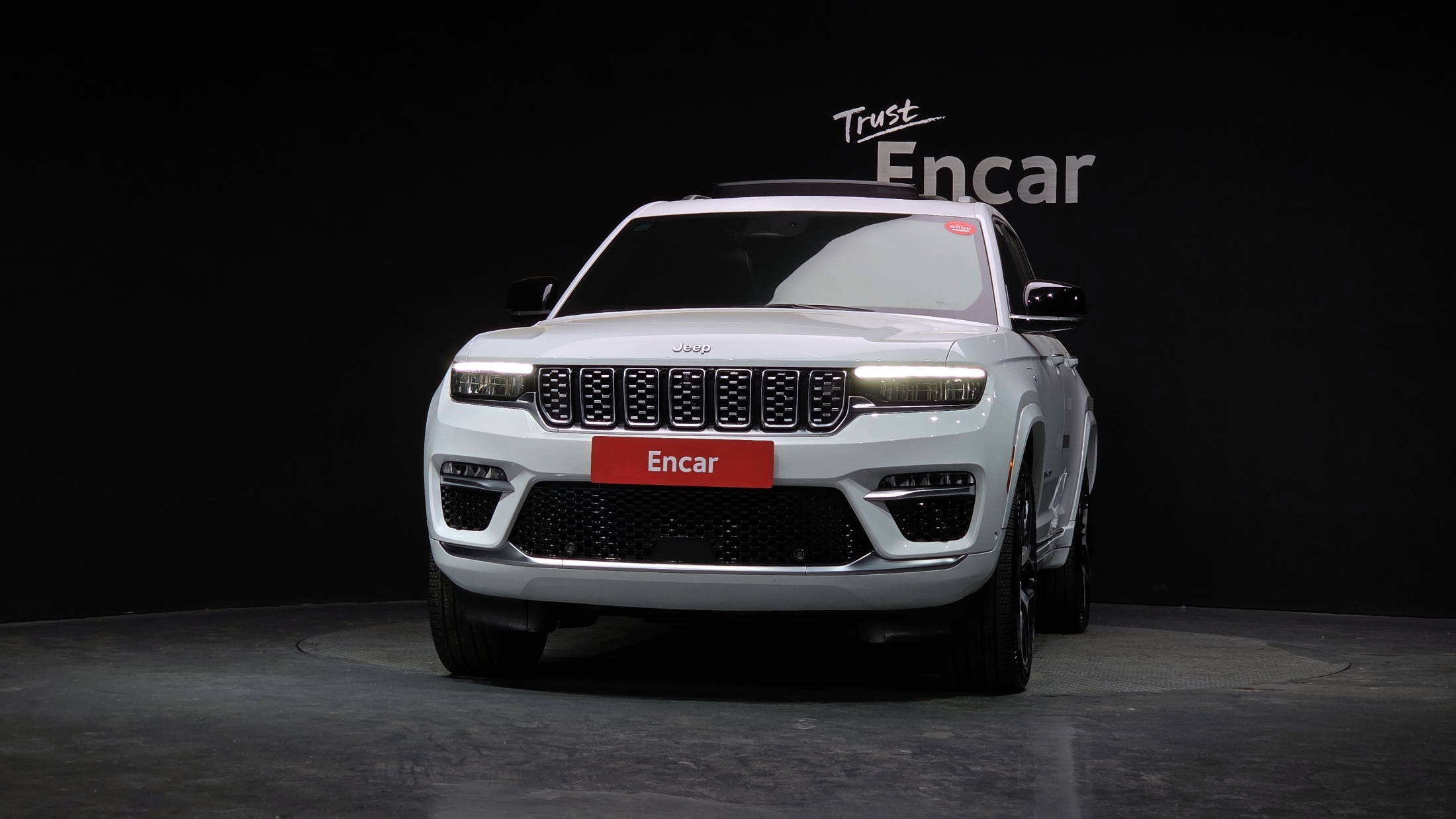 JEEP GRAND CHEROKEE photo 3