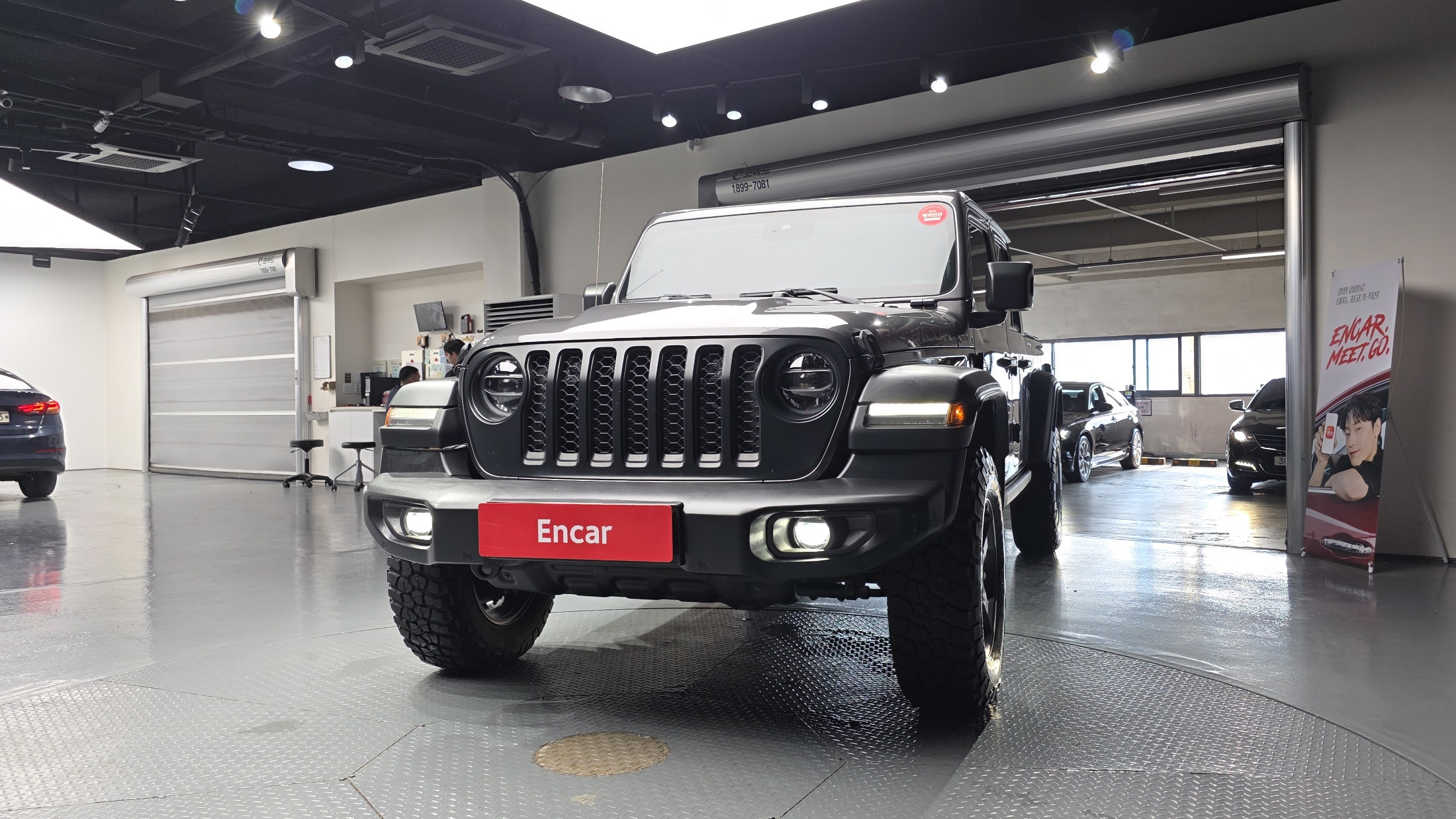 JEEP GLADIATOR photo 3