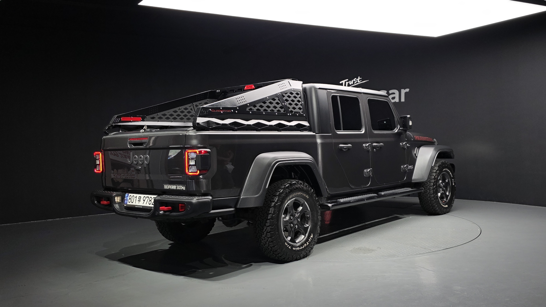 JEEP GLADIATOR photo 2