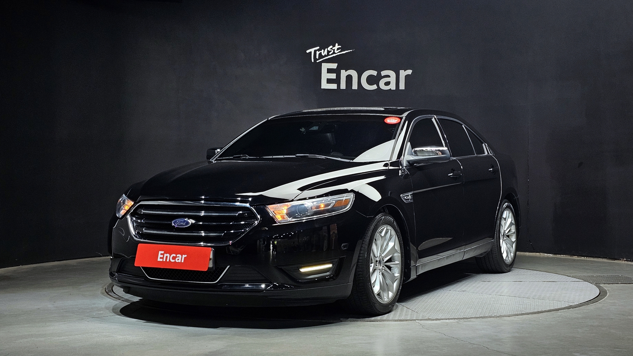 FORD TAURUS