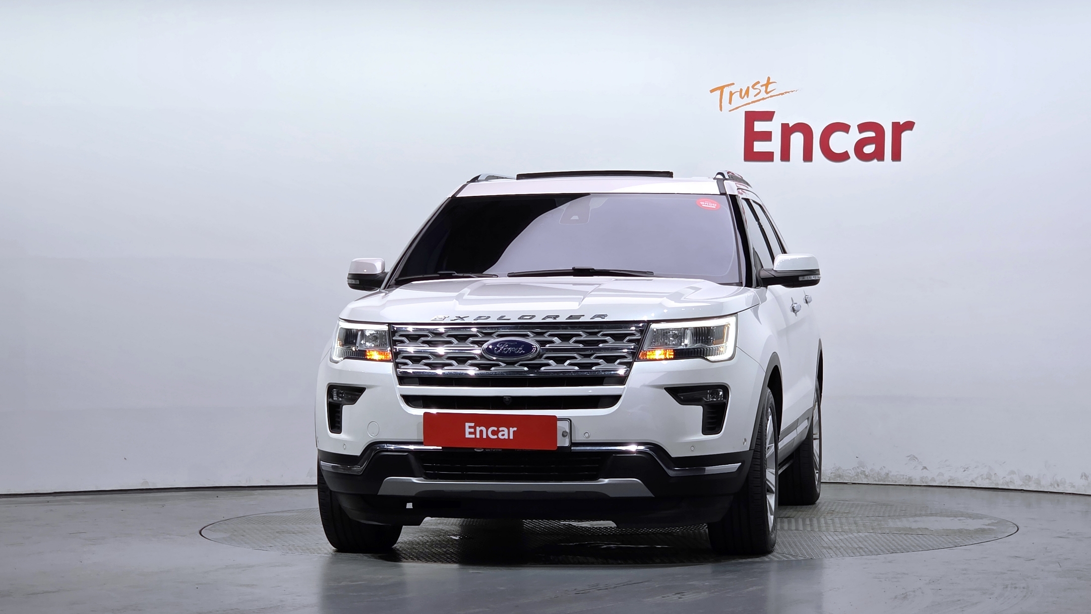 FORD EXPLORER photo 3