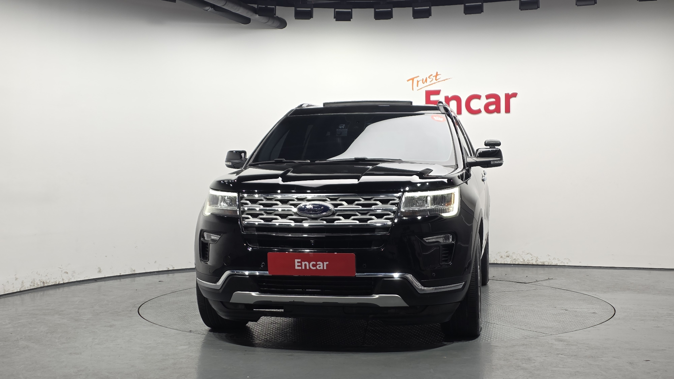 FORD EXPLORER photo 3