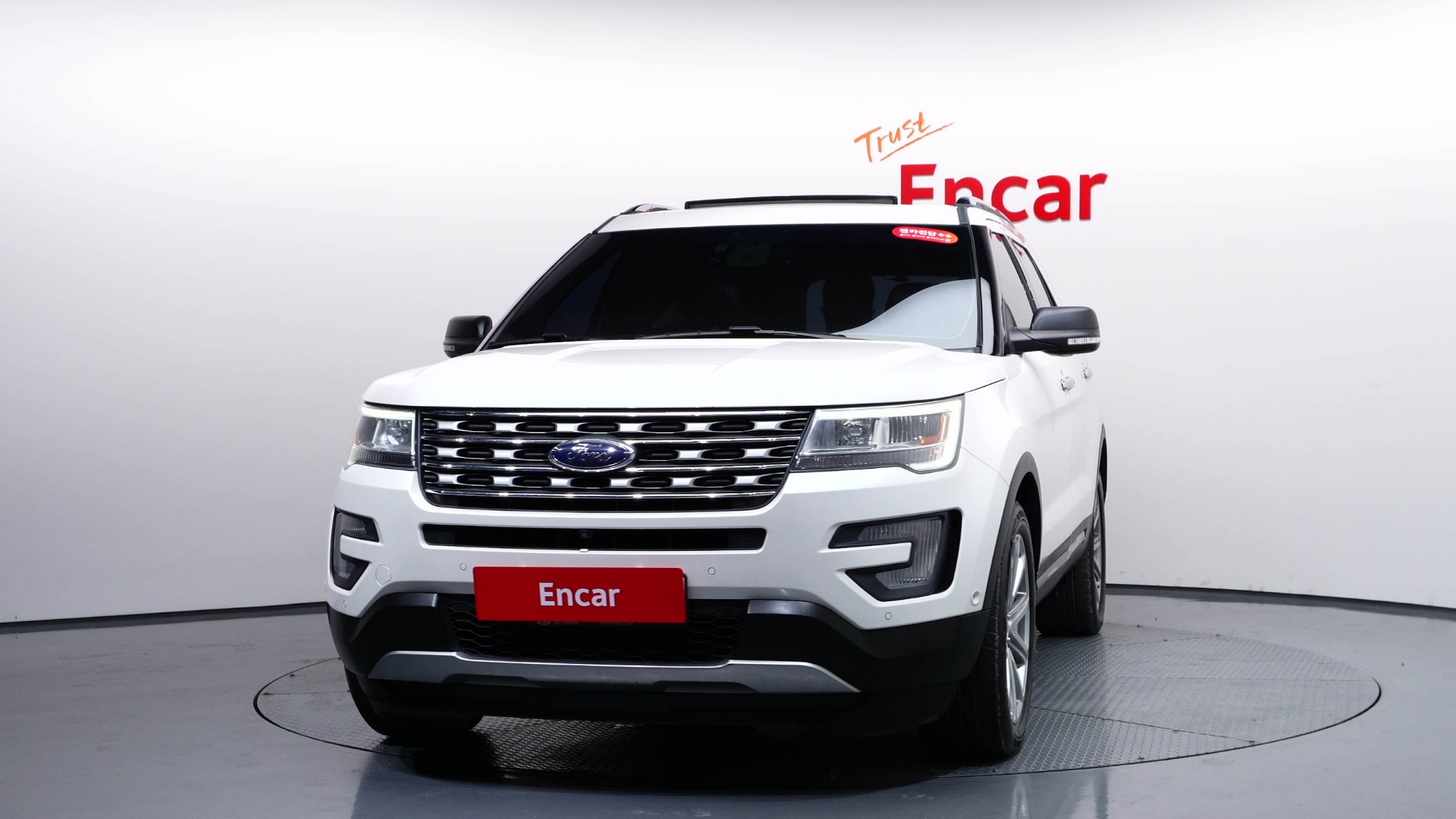 FORD EXPLORER photo 3