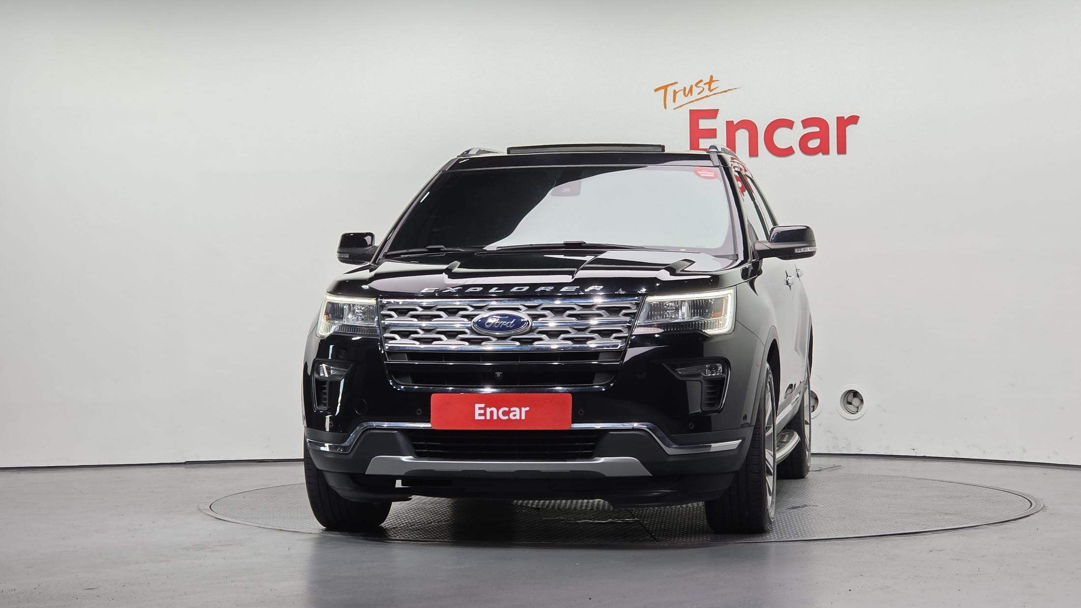 FORD EXPLORER photo 3