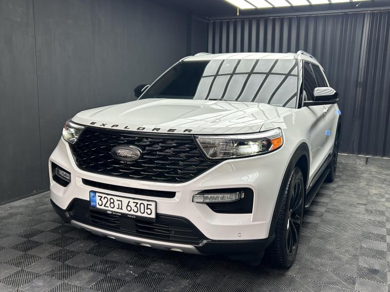 FORD EXPLORER photo 2