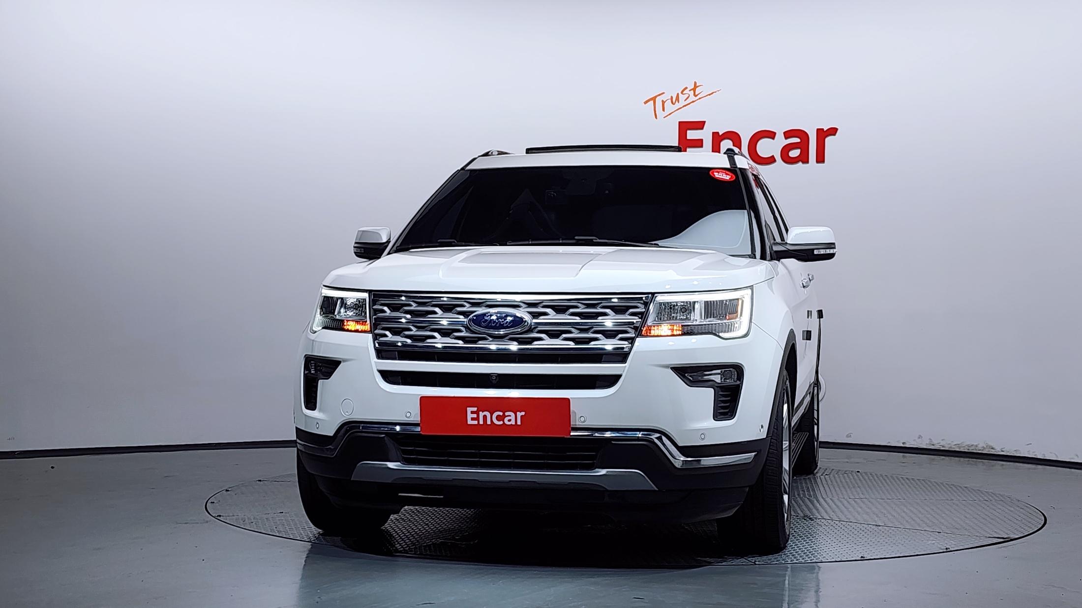 FORD EXPLORER photo 3