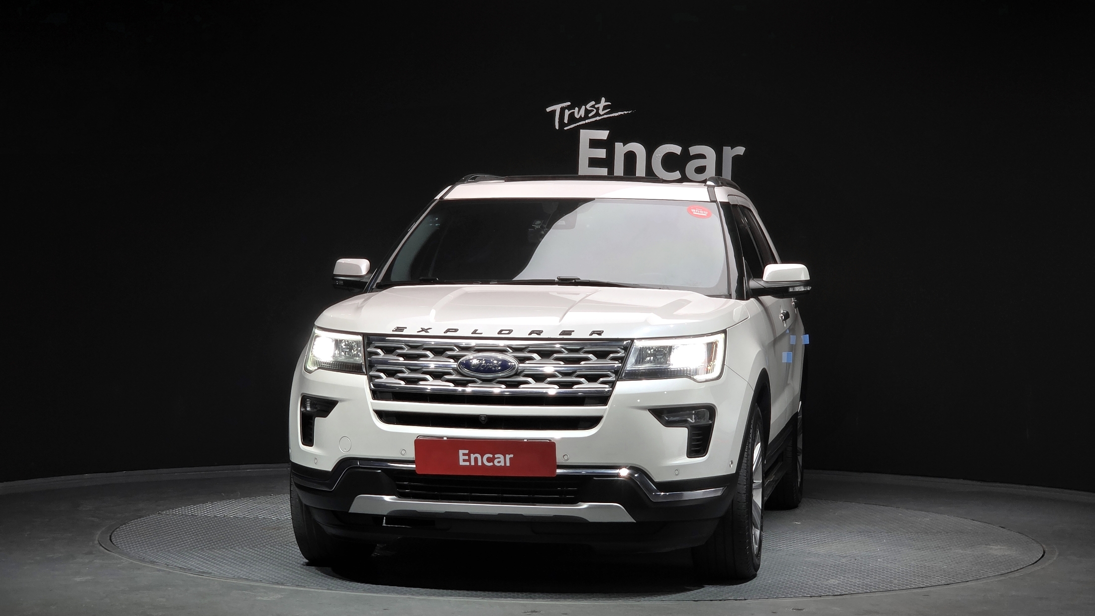 FORD EXPLORER photo 3