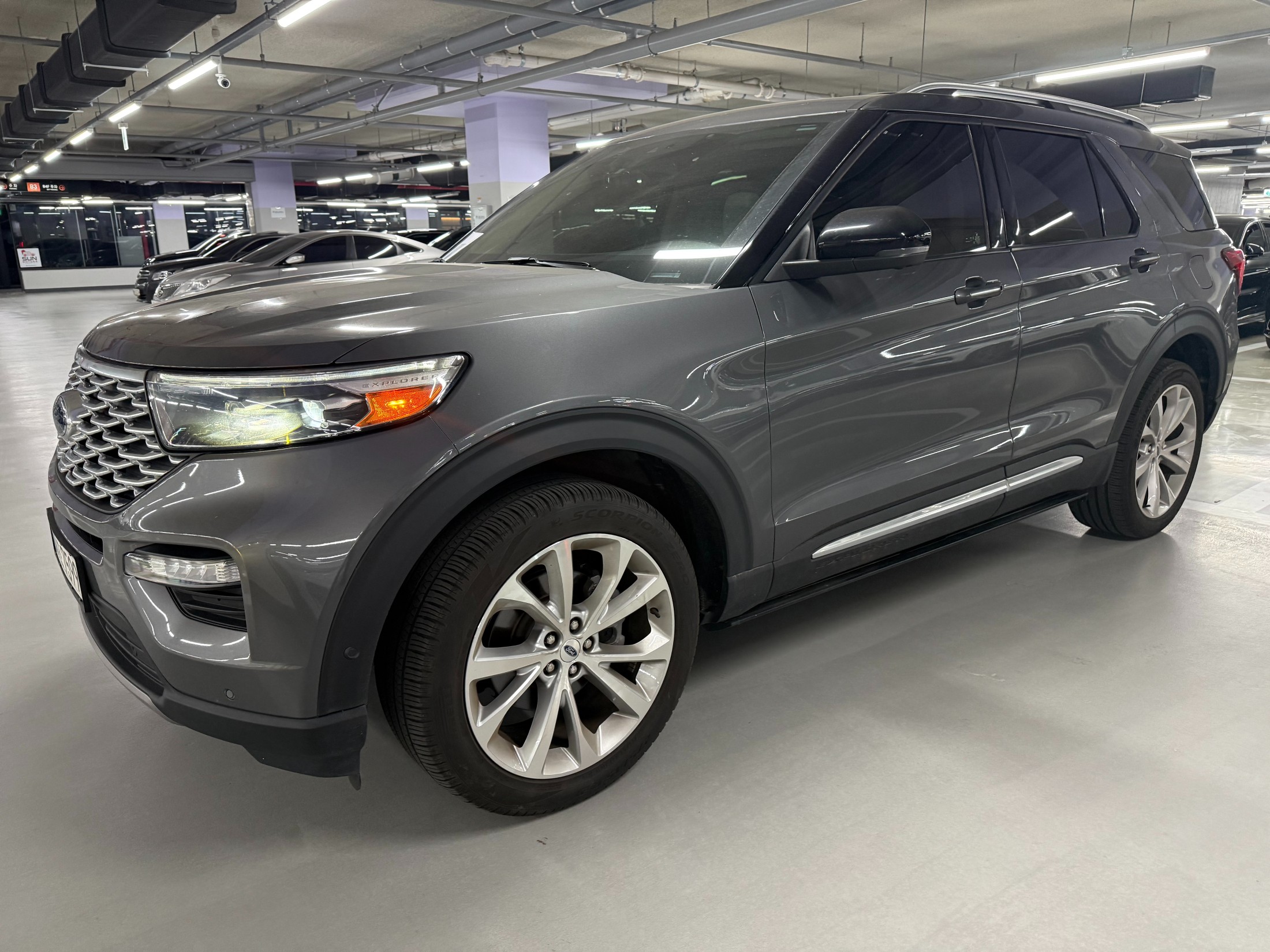 FORD EXPLORER