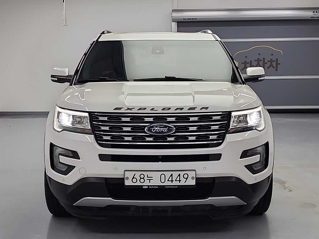 FORD EXPLORER photo 2