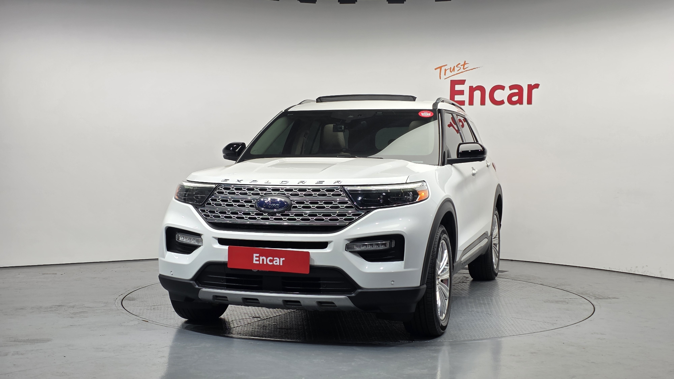 FORD EXPLORER photo 3