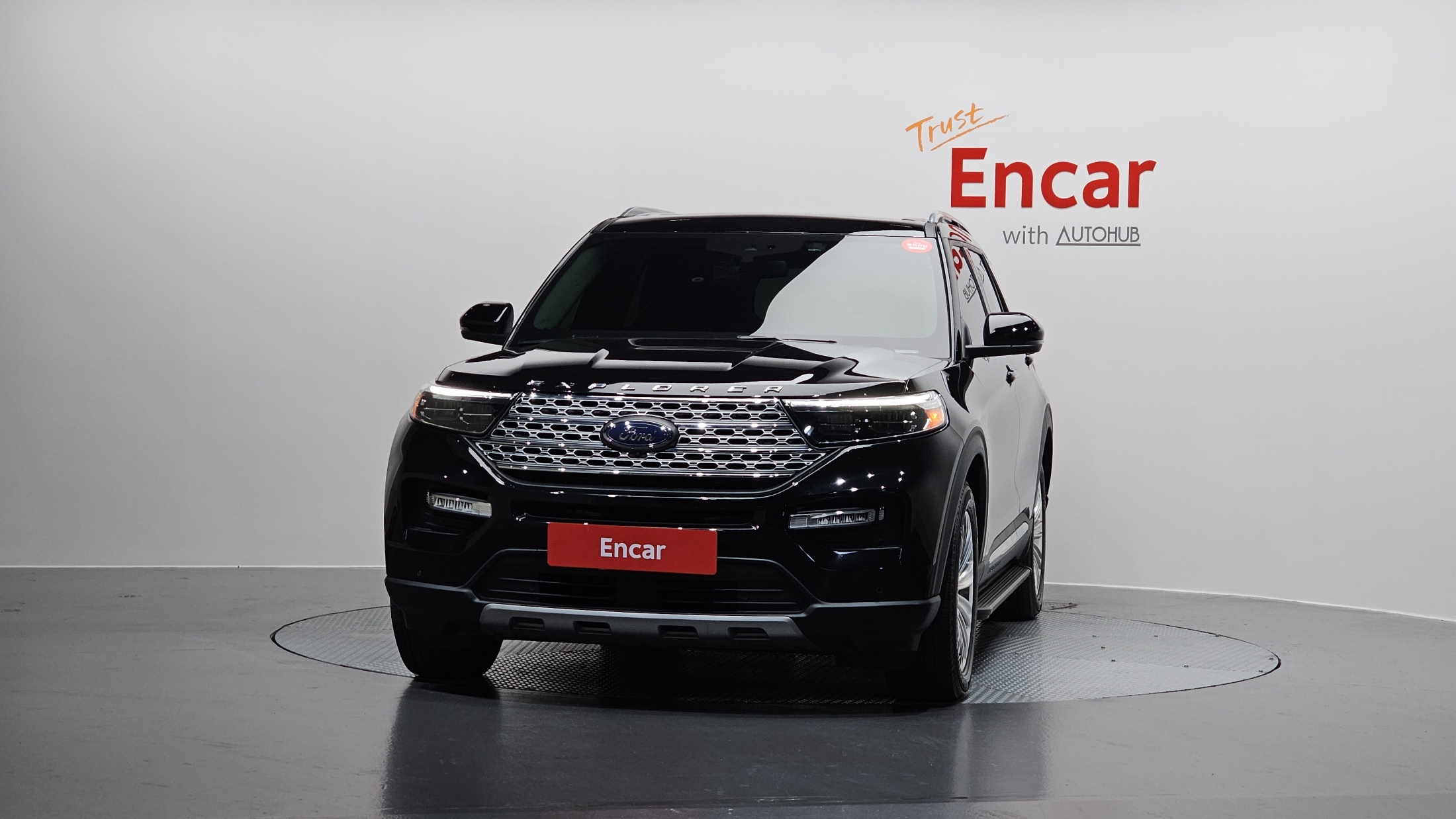 FORD EXPLORER photo 3