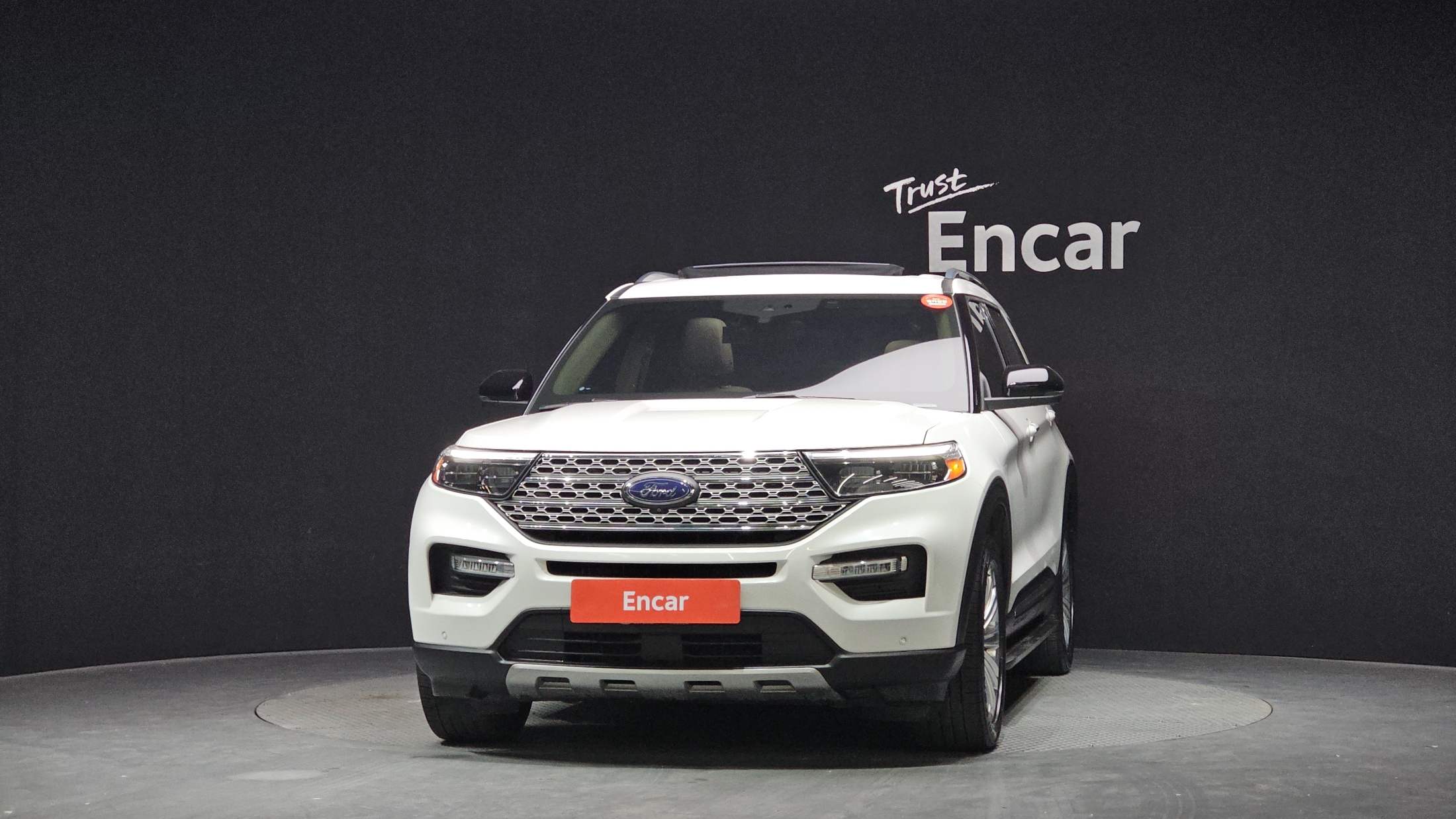 FORD EXPLORER photo 3