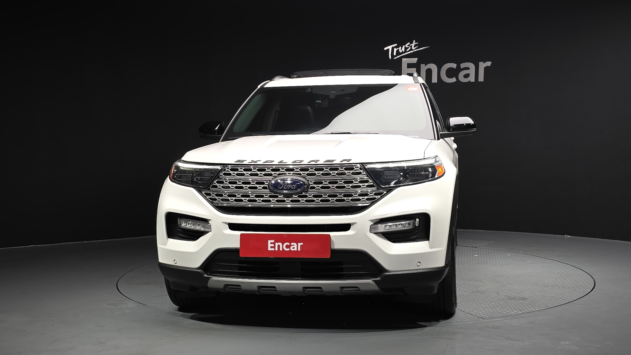 FORD EXPLORER photo 3