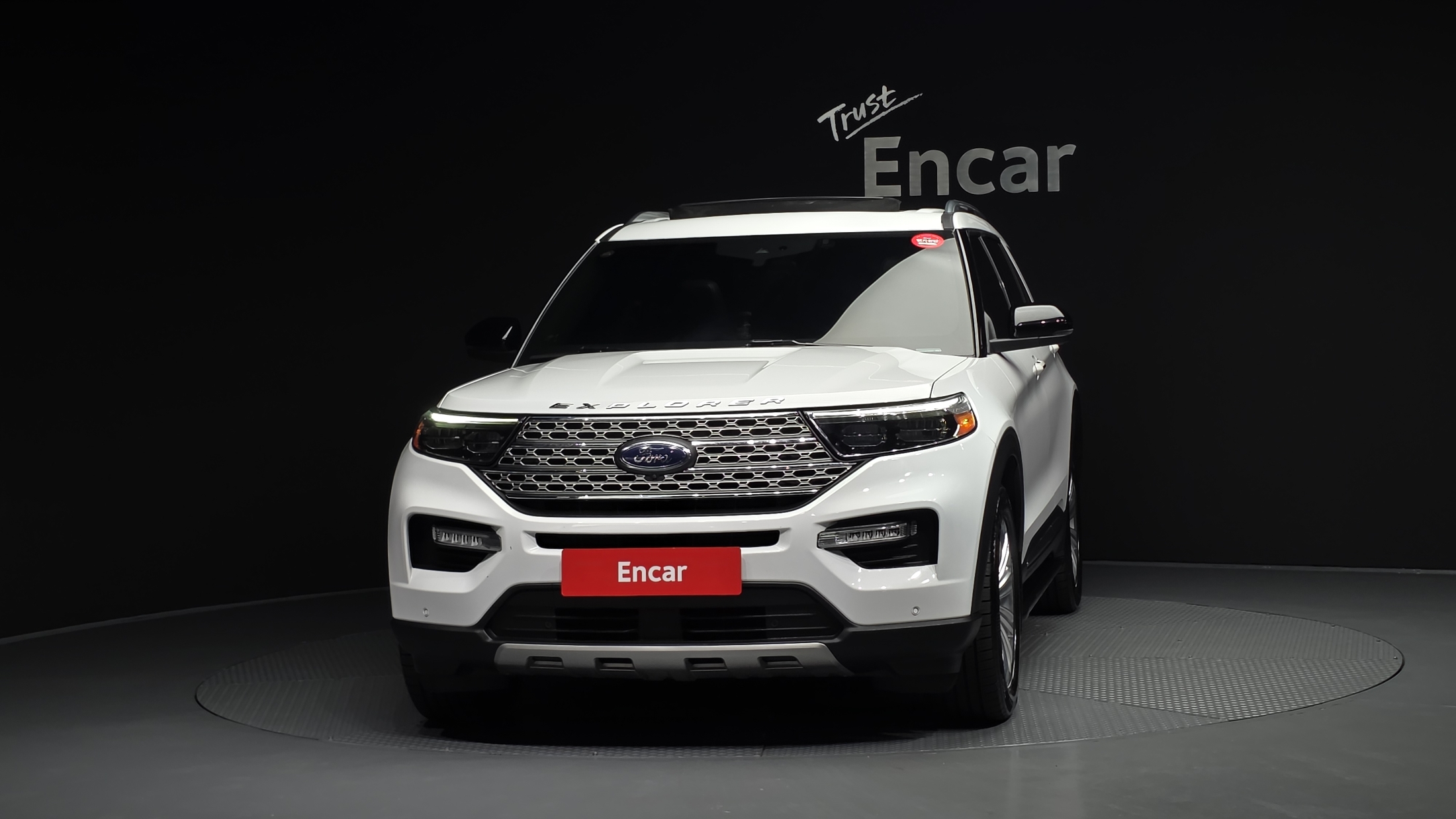 FORD EXPLORER photo 3