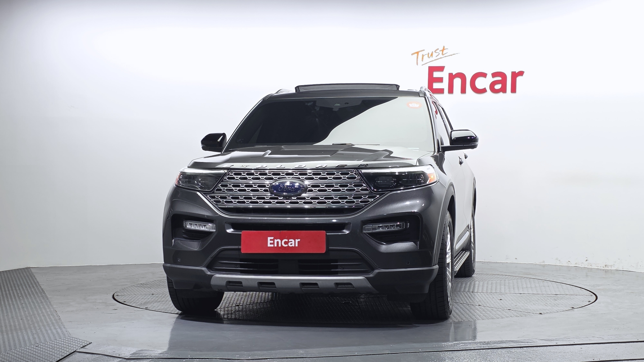 FORD EXPLORER photo 3