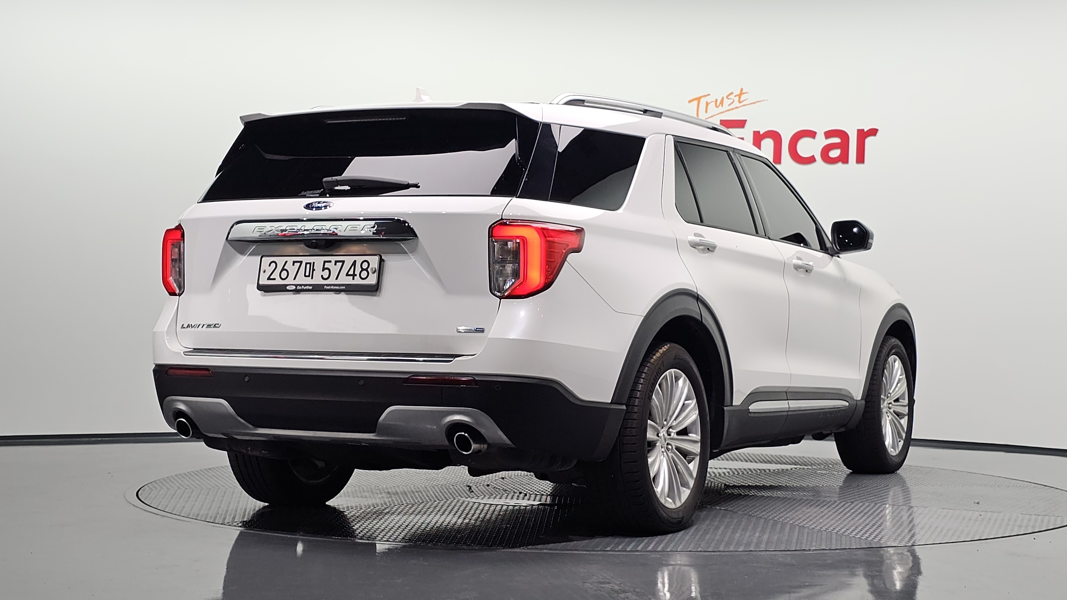 FORD EXPLORER photo 2