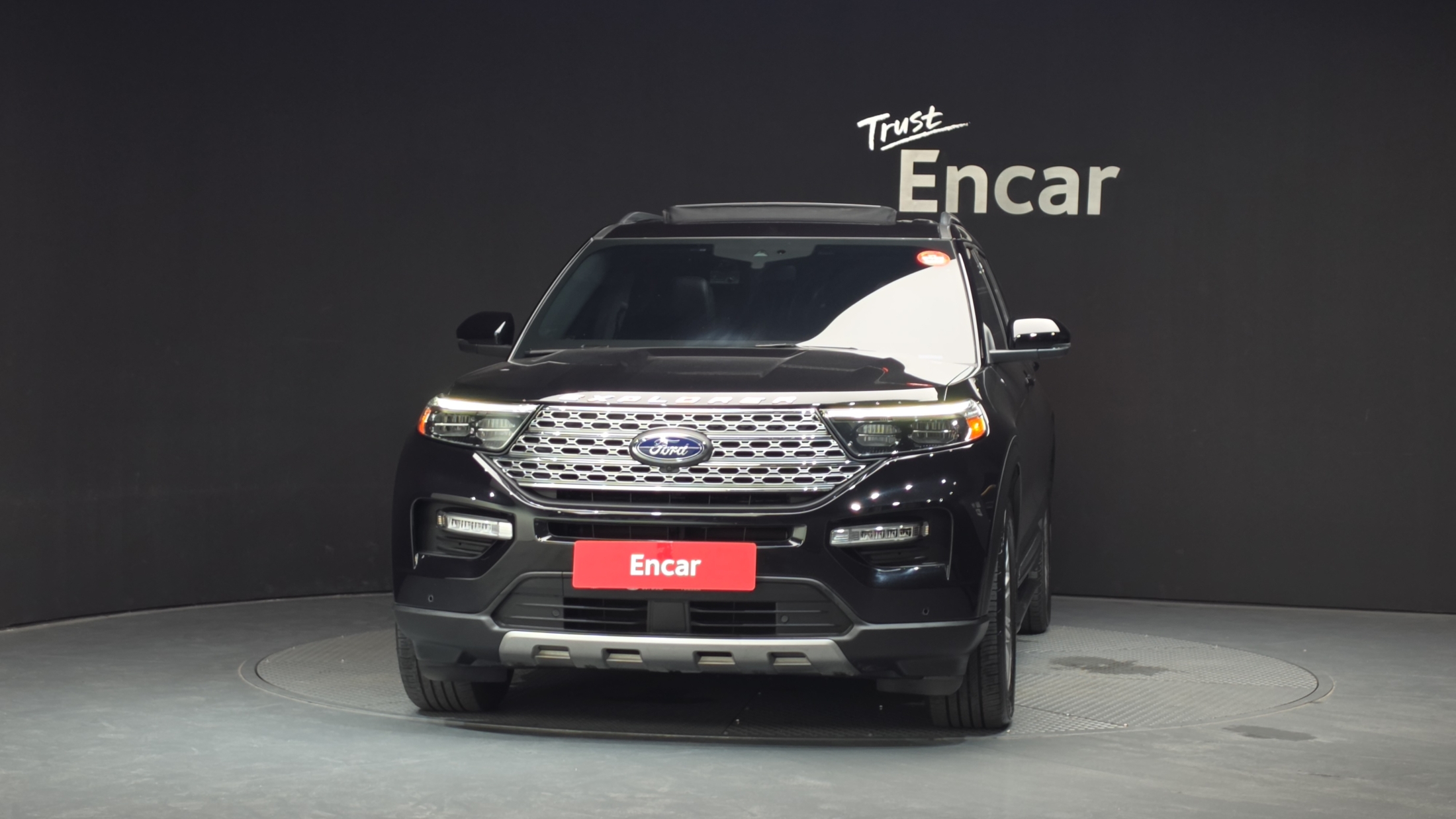FORD EXPLORER photo 3