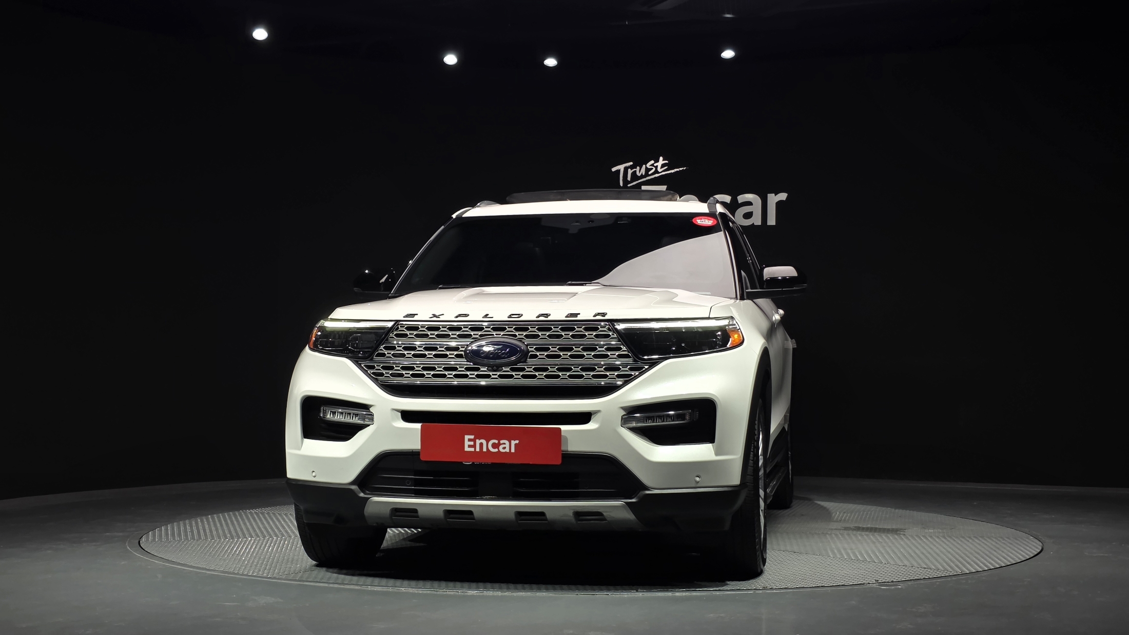FORD EXPLORER photo 3