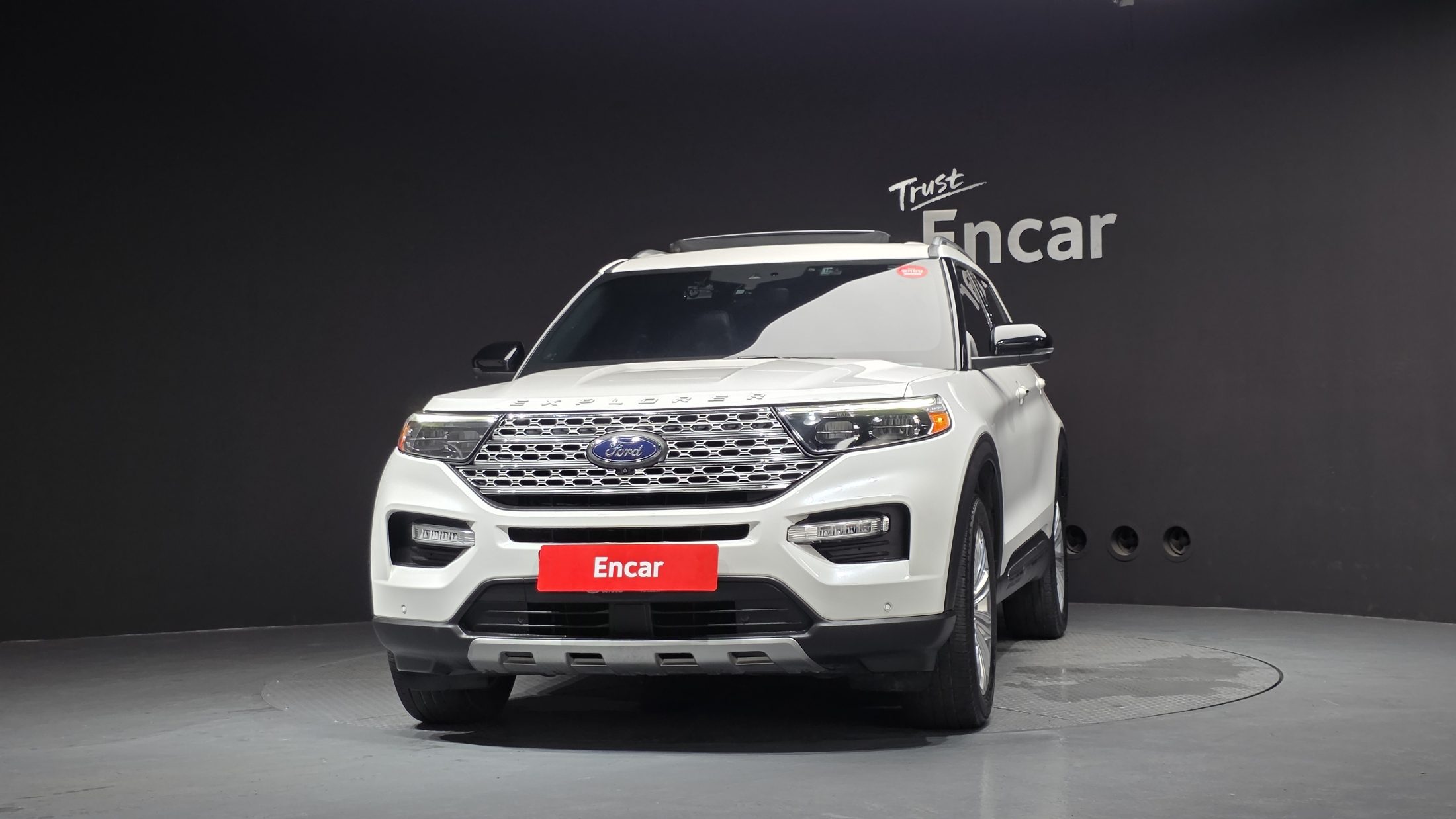FORD EXPLORER photo 3