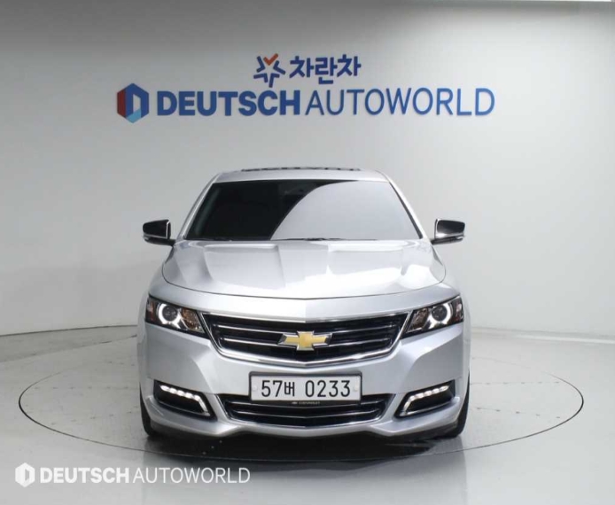 CHEVROLET IMPALA photo 3