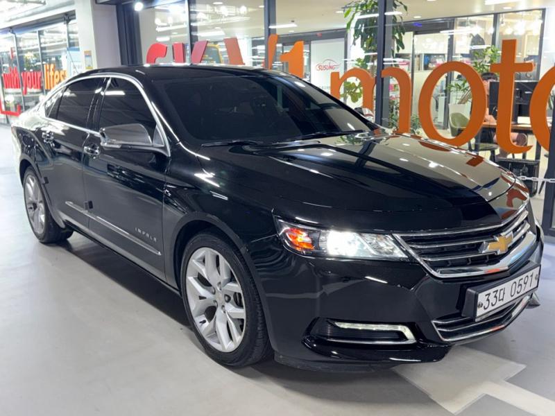 CHEVROLET IMPALA photo 2