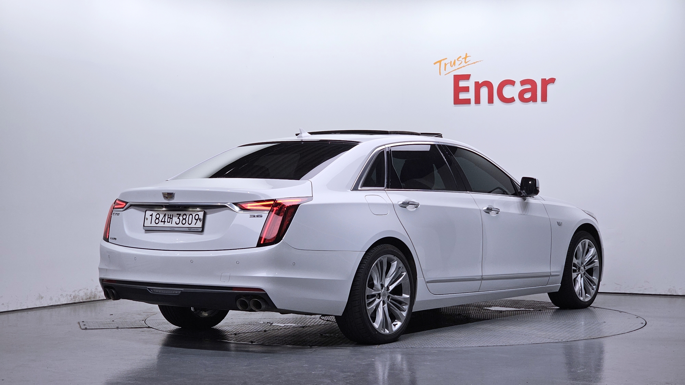CADILLAC CT6 photo 2