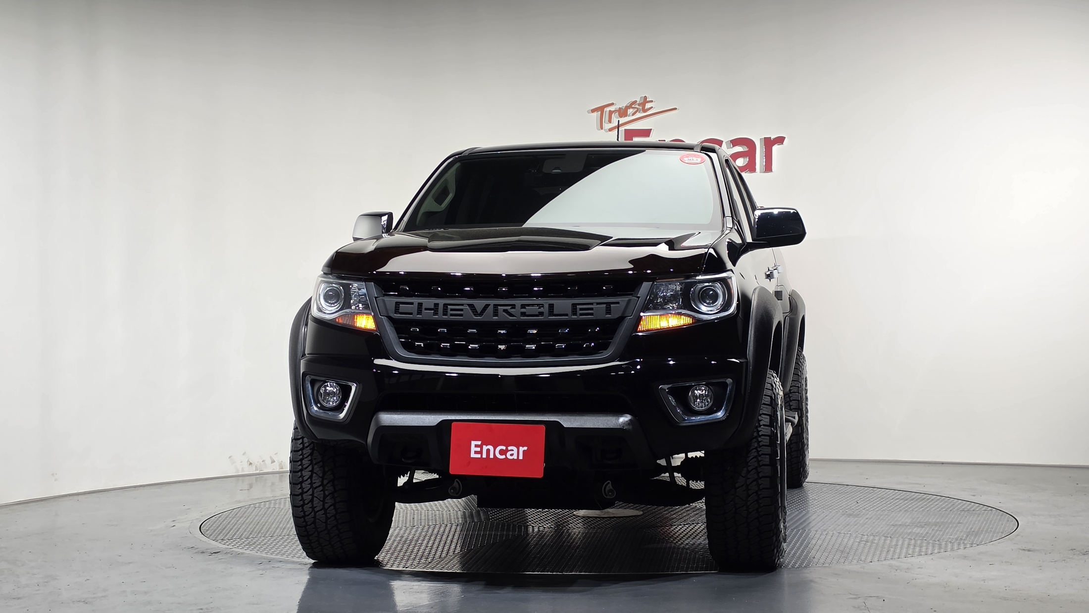 CHEVROLET COLORADO photo 3